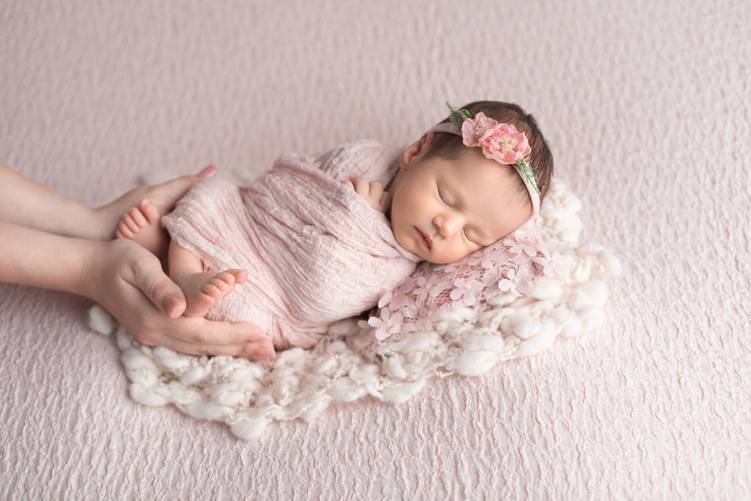 Фотограф новорождённых Псков