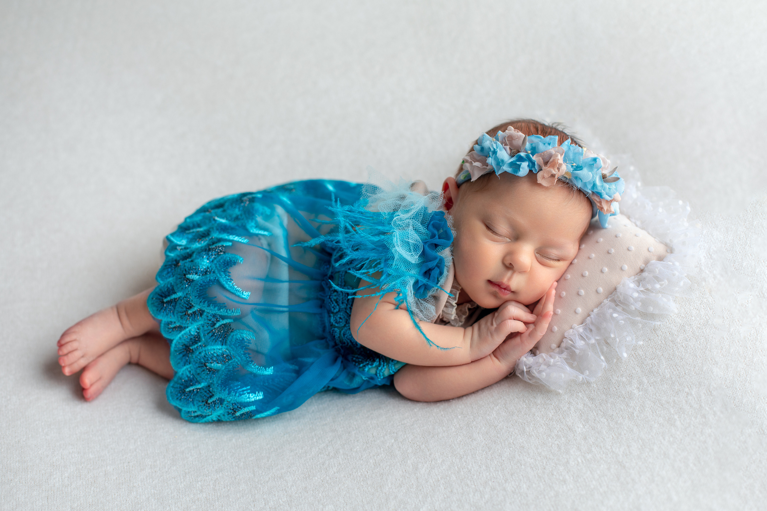 Фотограф новорождённых Псков