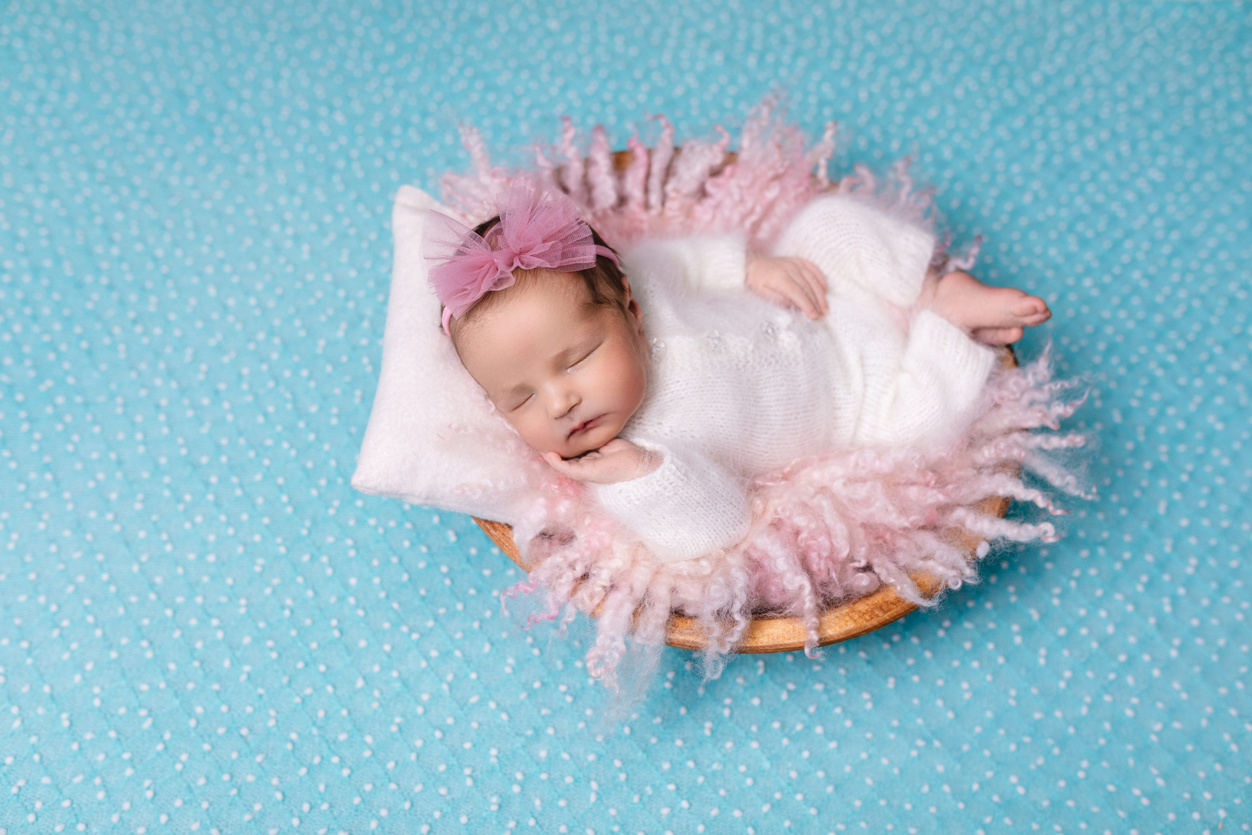 Фотограф новорождённых Псков