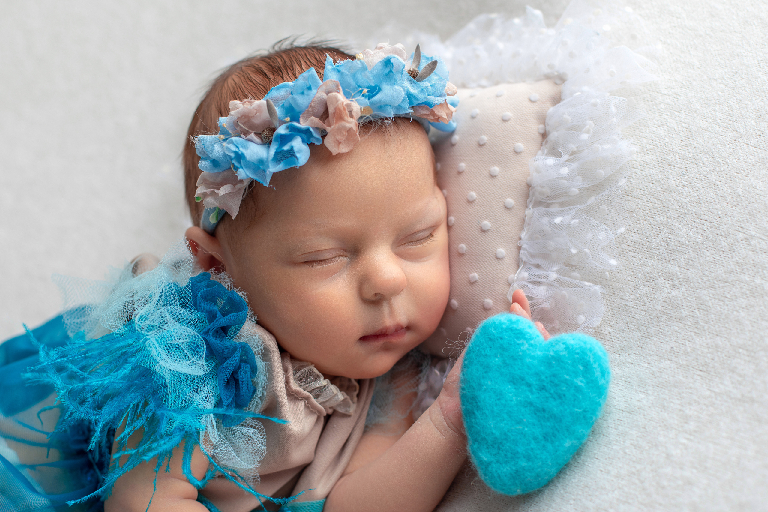 Фотограф новорождённых Псков