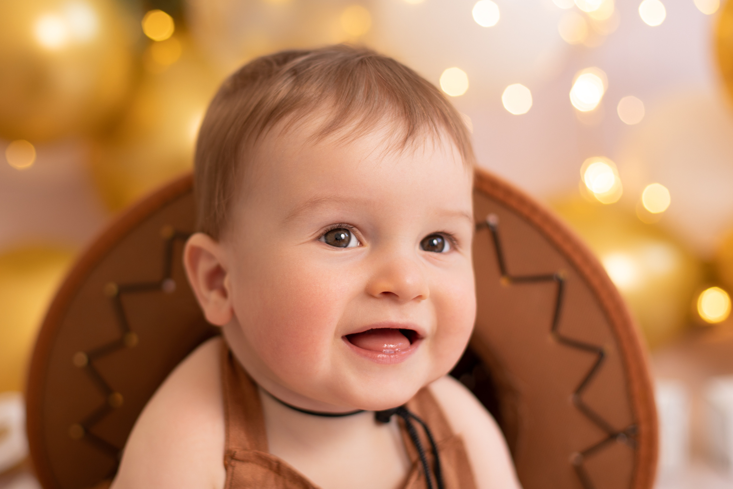 С тортиком. Фотограф новорождённых Псков