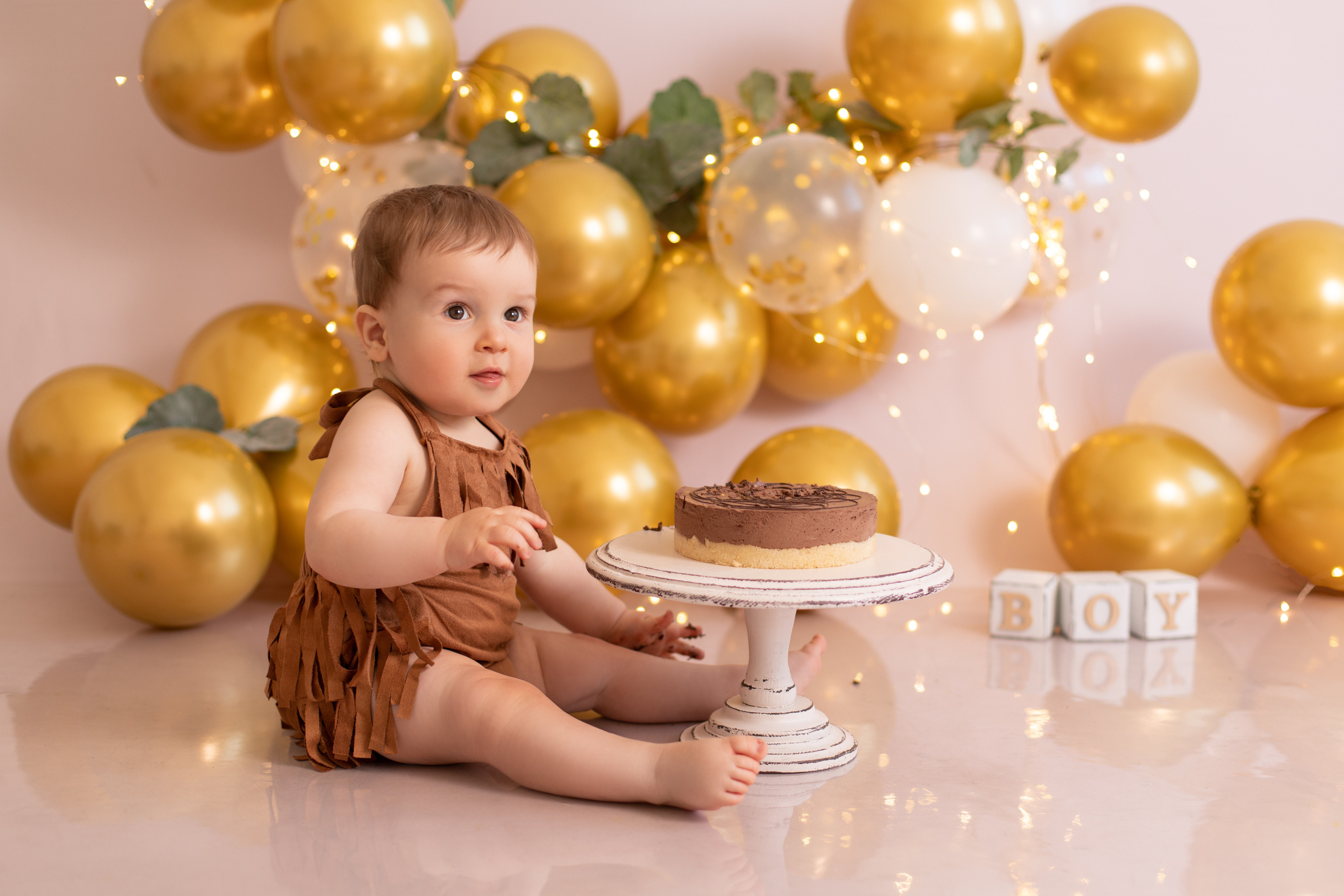 С тортиком. Фотограф новорождённых Псков