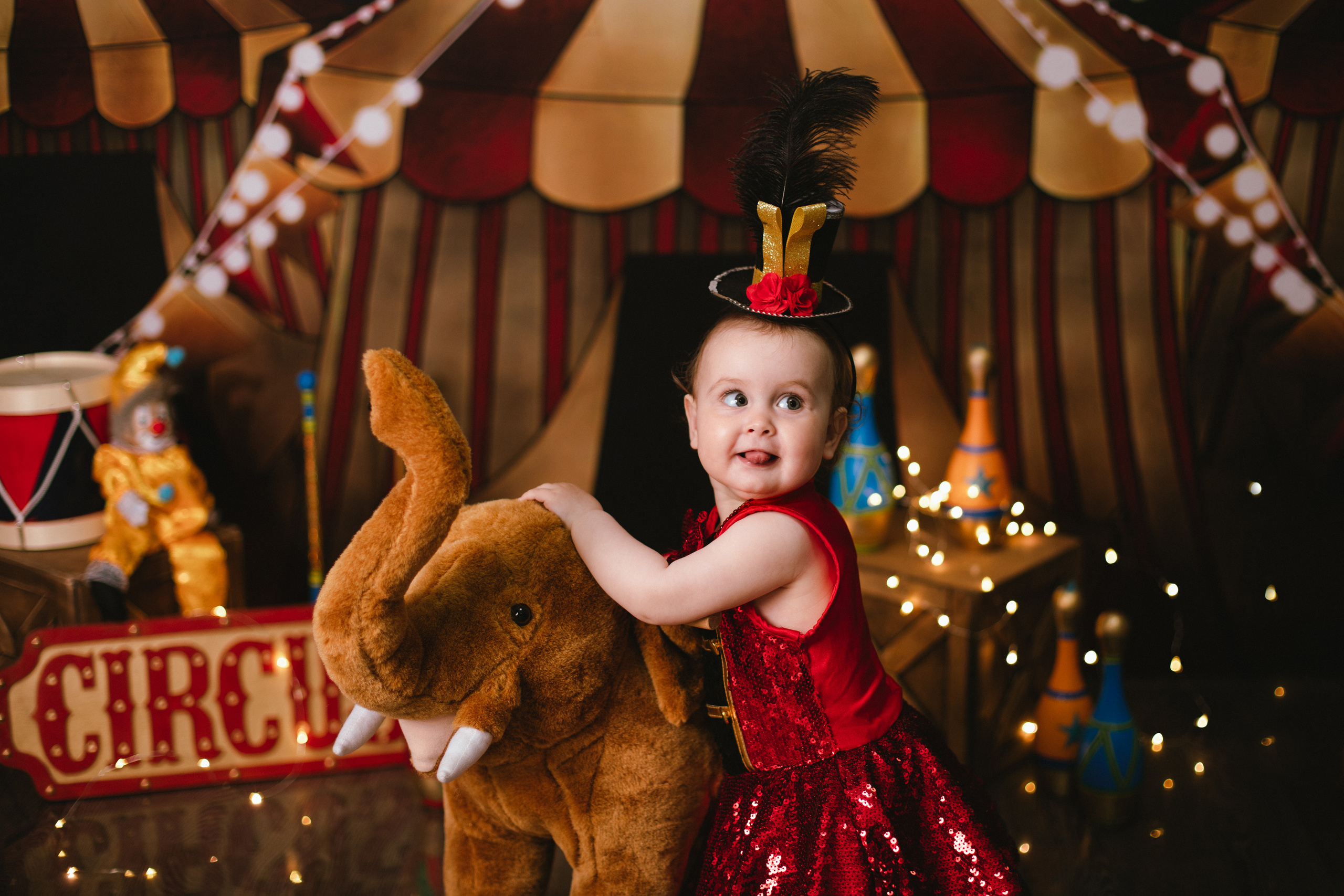 Цирк. Фотограф новорождённых Псков