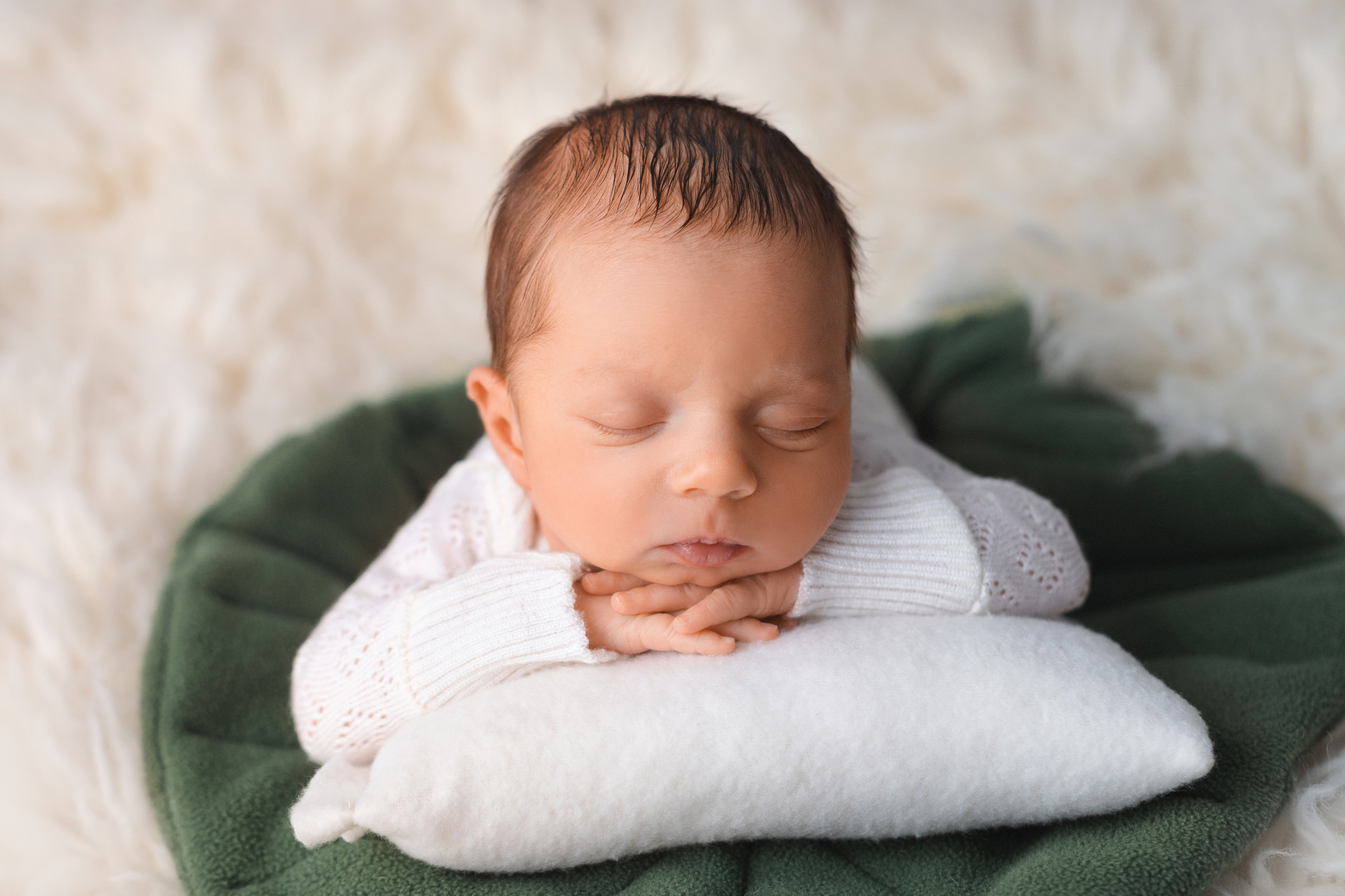 Фотограф новорождённых Псков