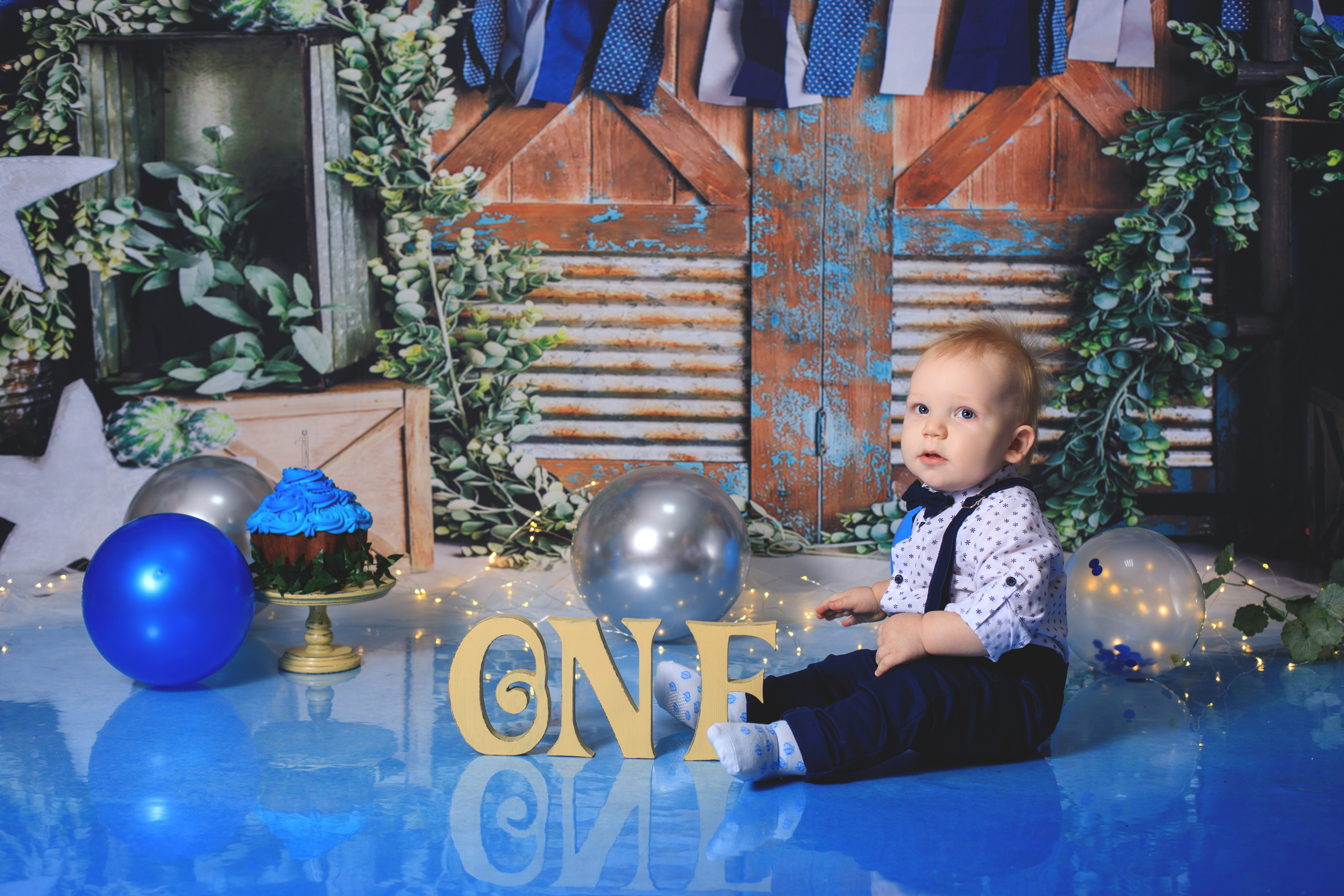 С тортиком. Фотограф новорождённых Псков