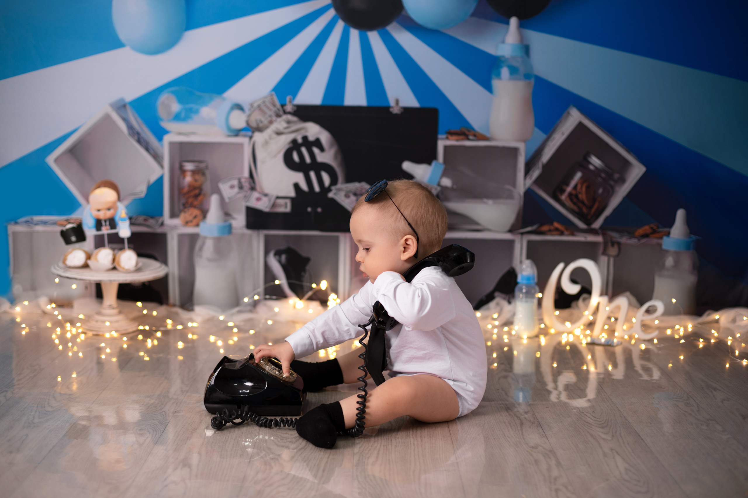 С тортиком. Фотограф новорождённых Псков