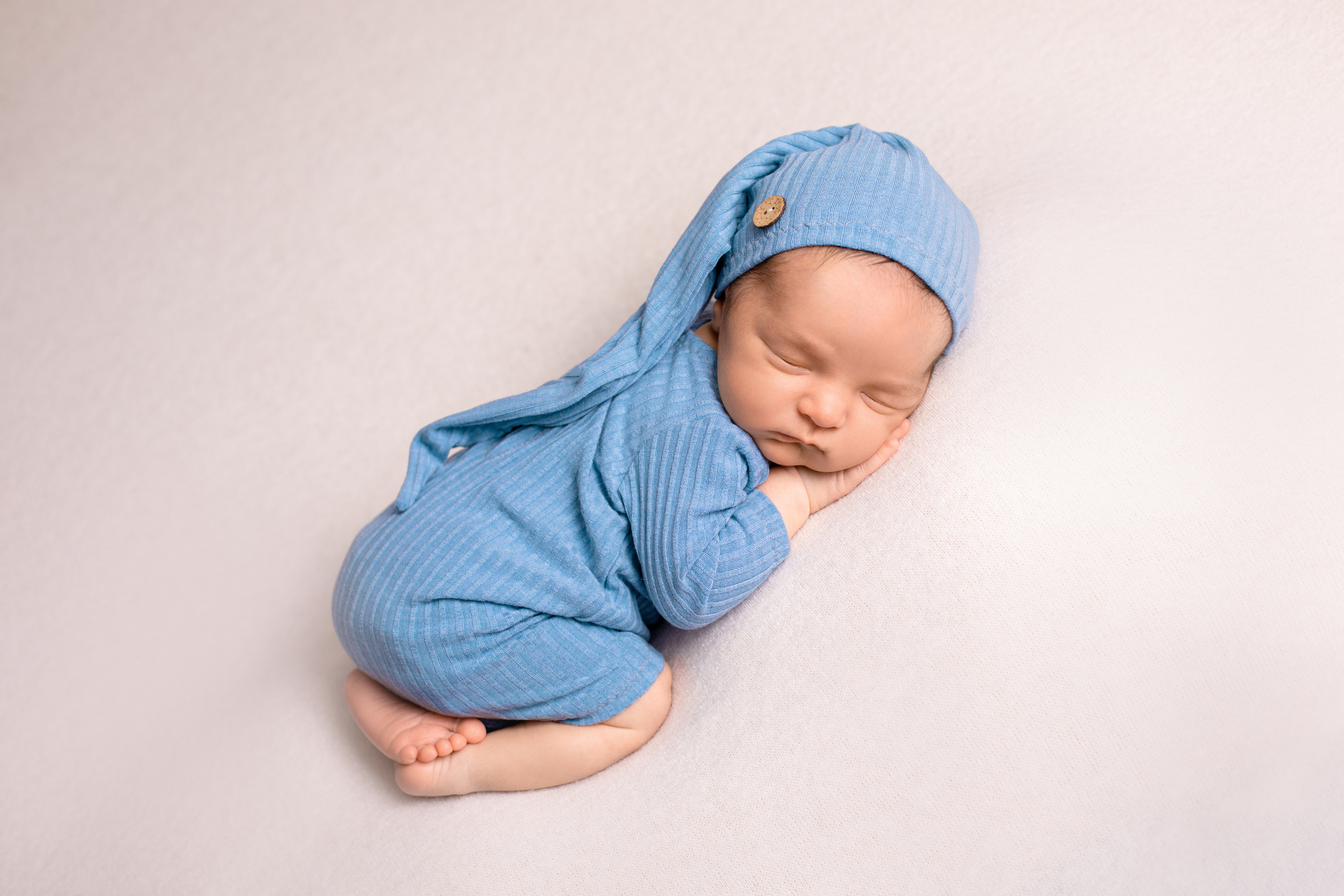 Фотограф новорождённых Псков