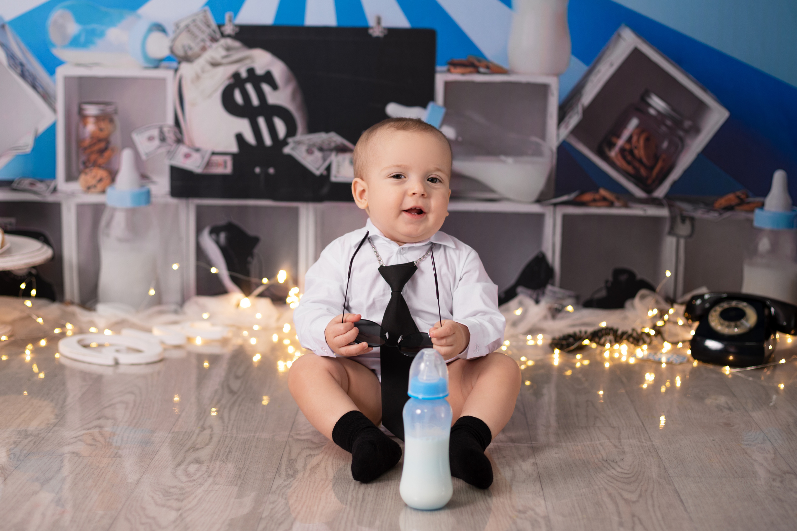 С тортиком. Фотограф новорождённых Псков