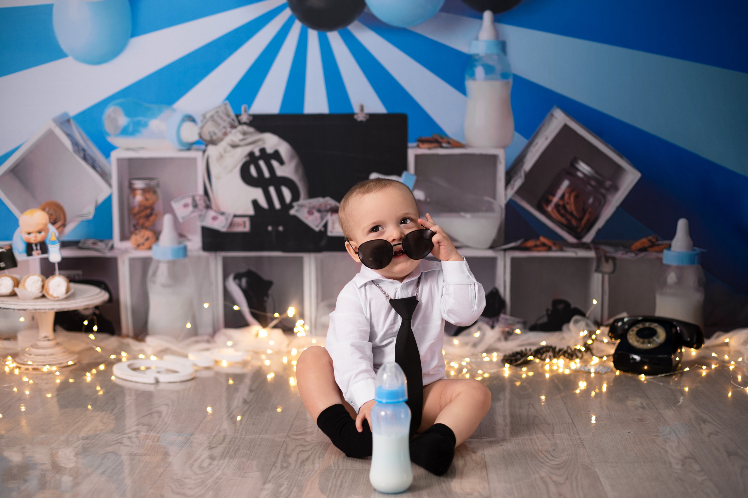 С тортиком. Фотограф новорождённых Псков