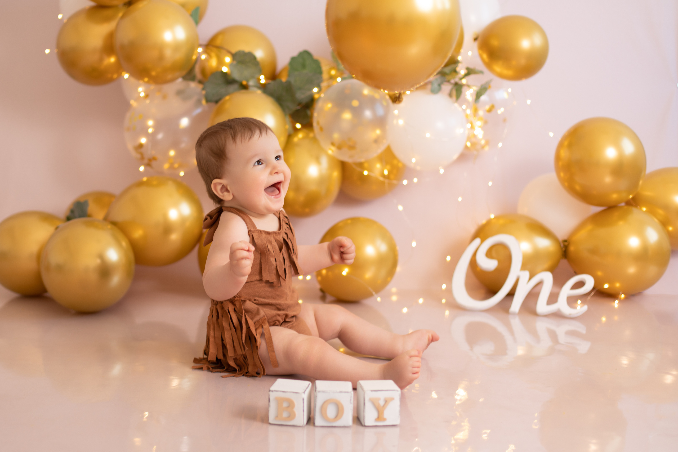 С тортиком. Фотограф новорождённых Псков