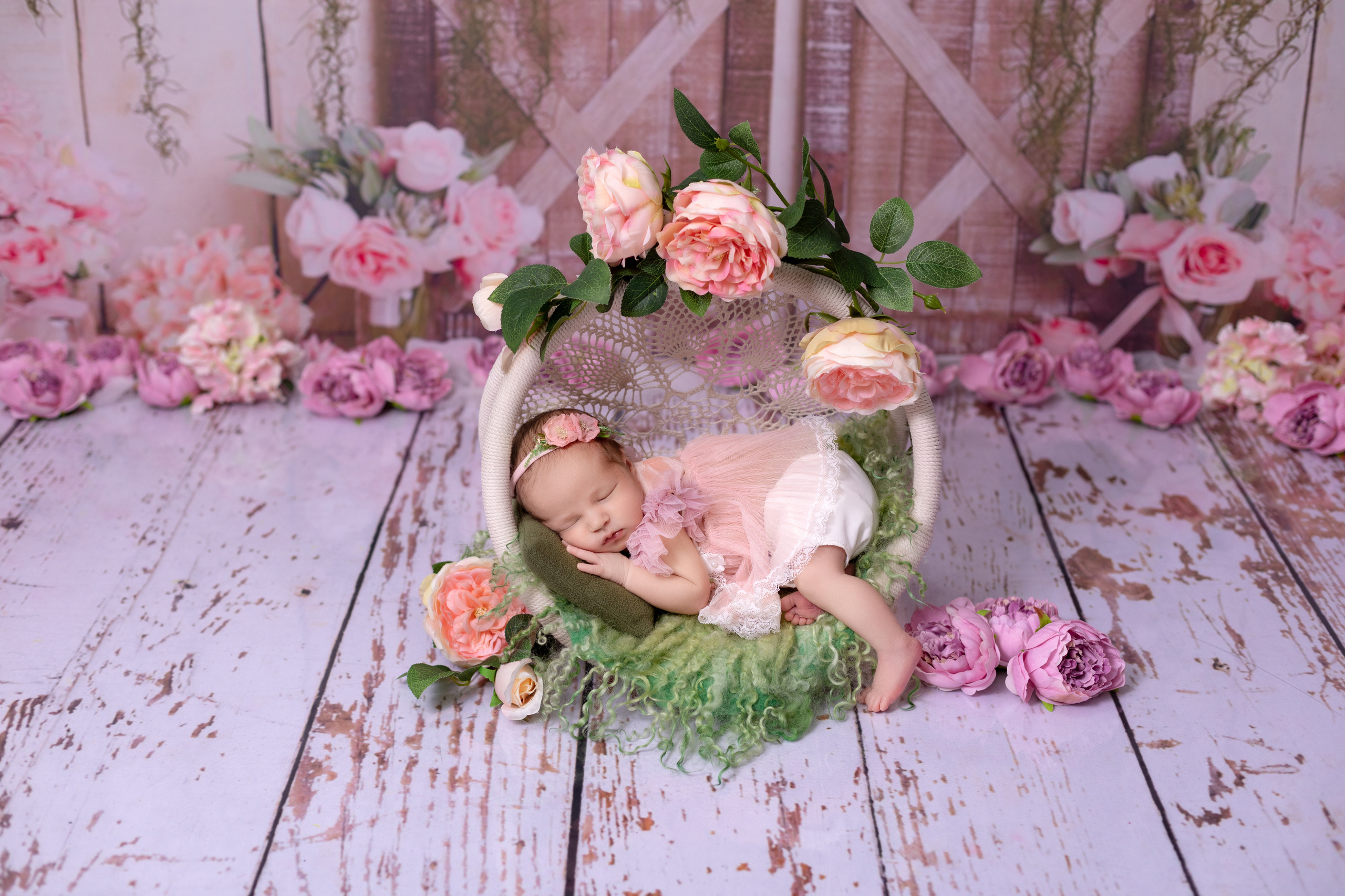 Фотограф новорождённых Псков