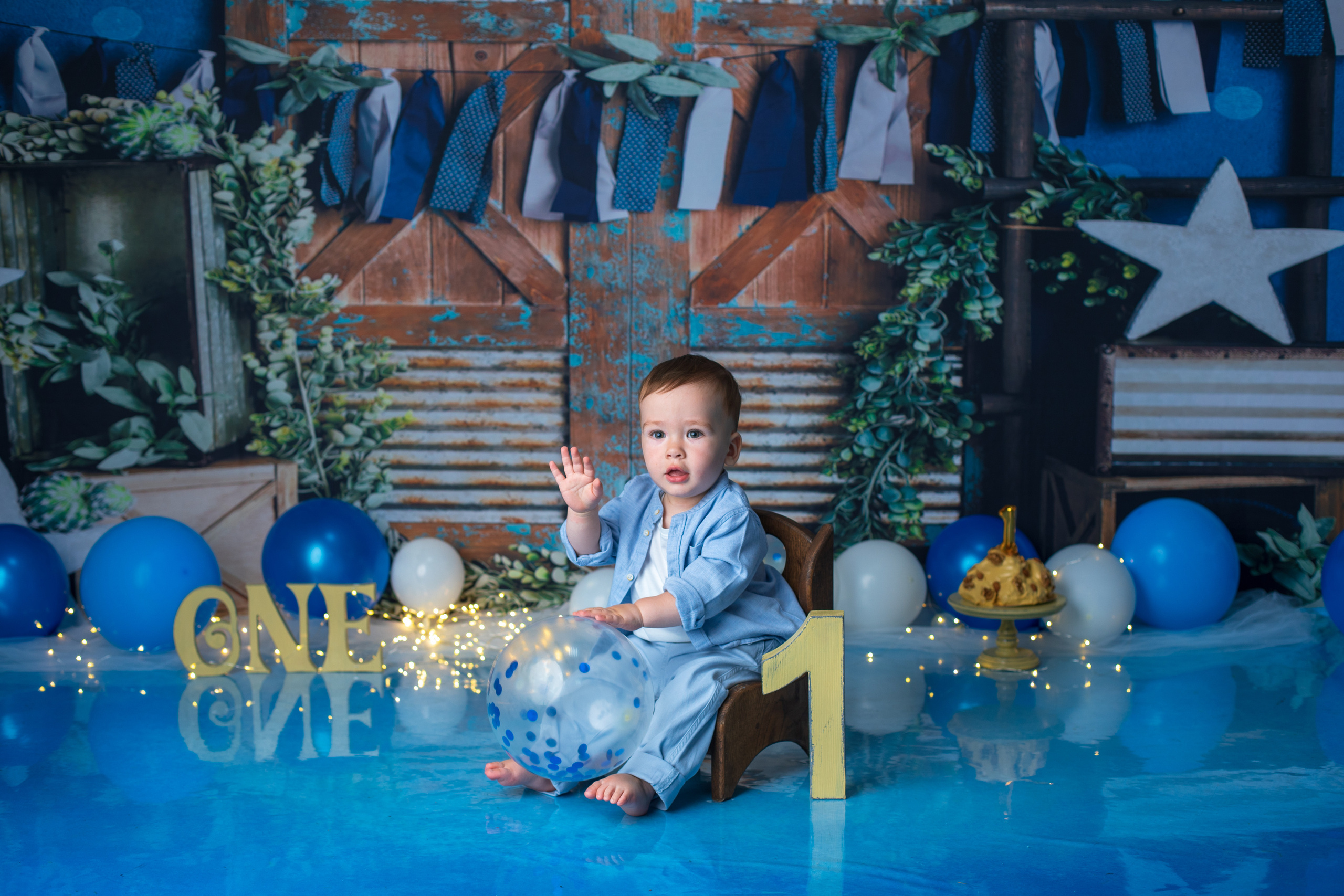 С тортиком. Фотограф новорождённых Псков