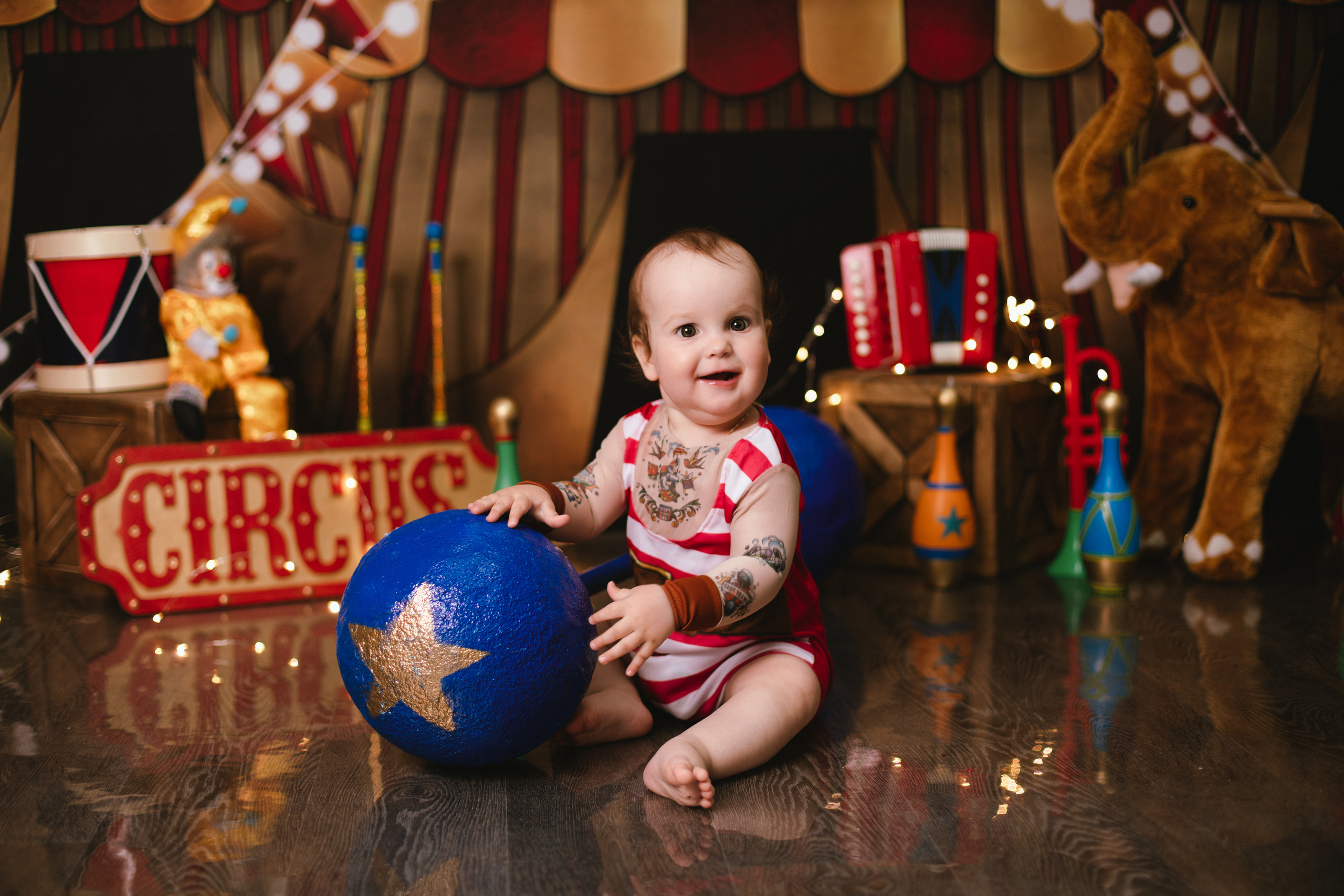 Цирк. Фотограф новорождённых Псков