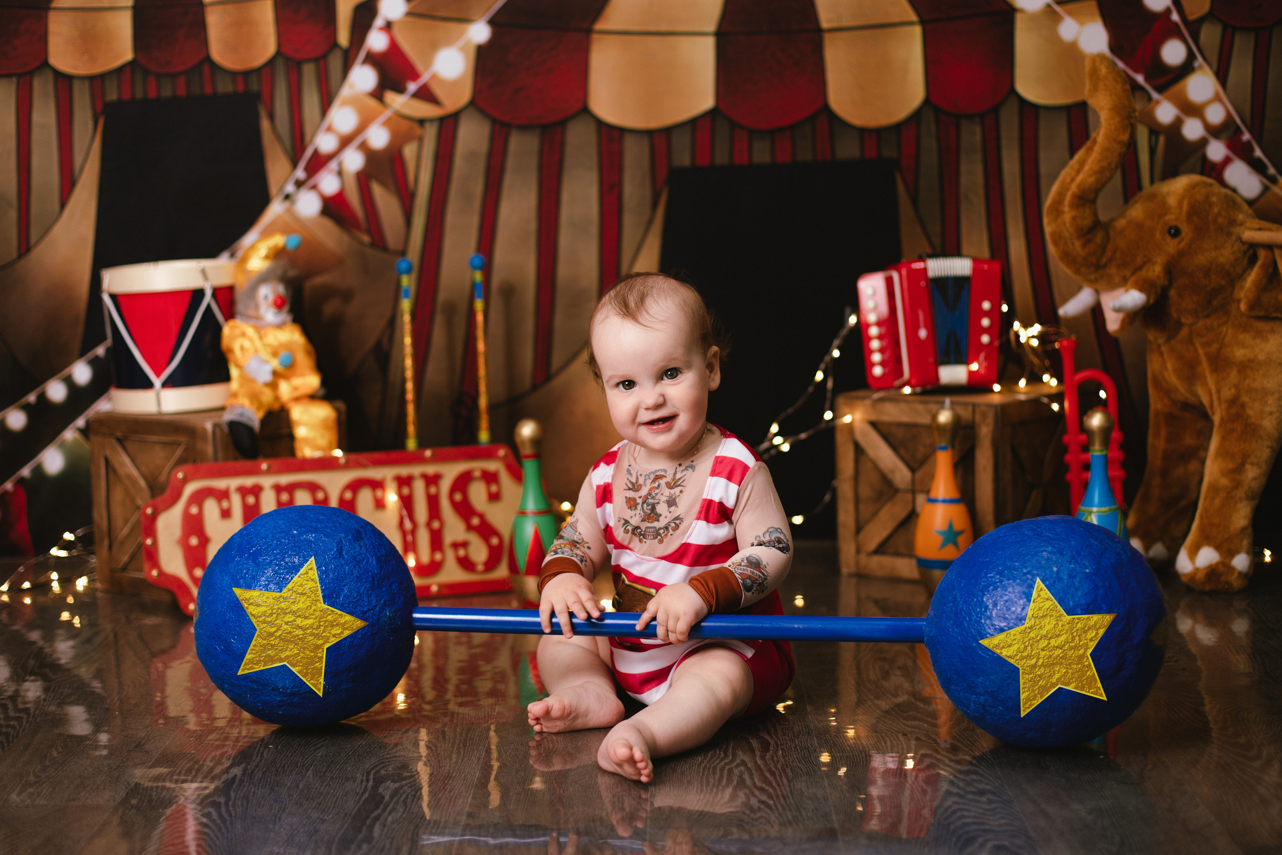 Цирк. Фотограф новорождённых Псков