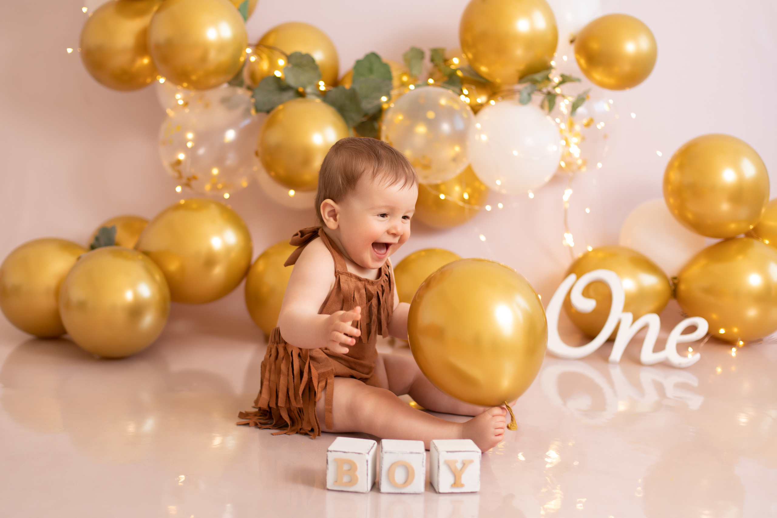 С тортиком. Фотограф новорождённых Псков