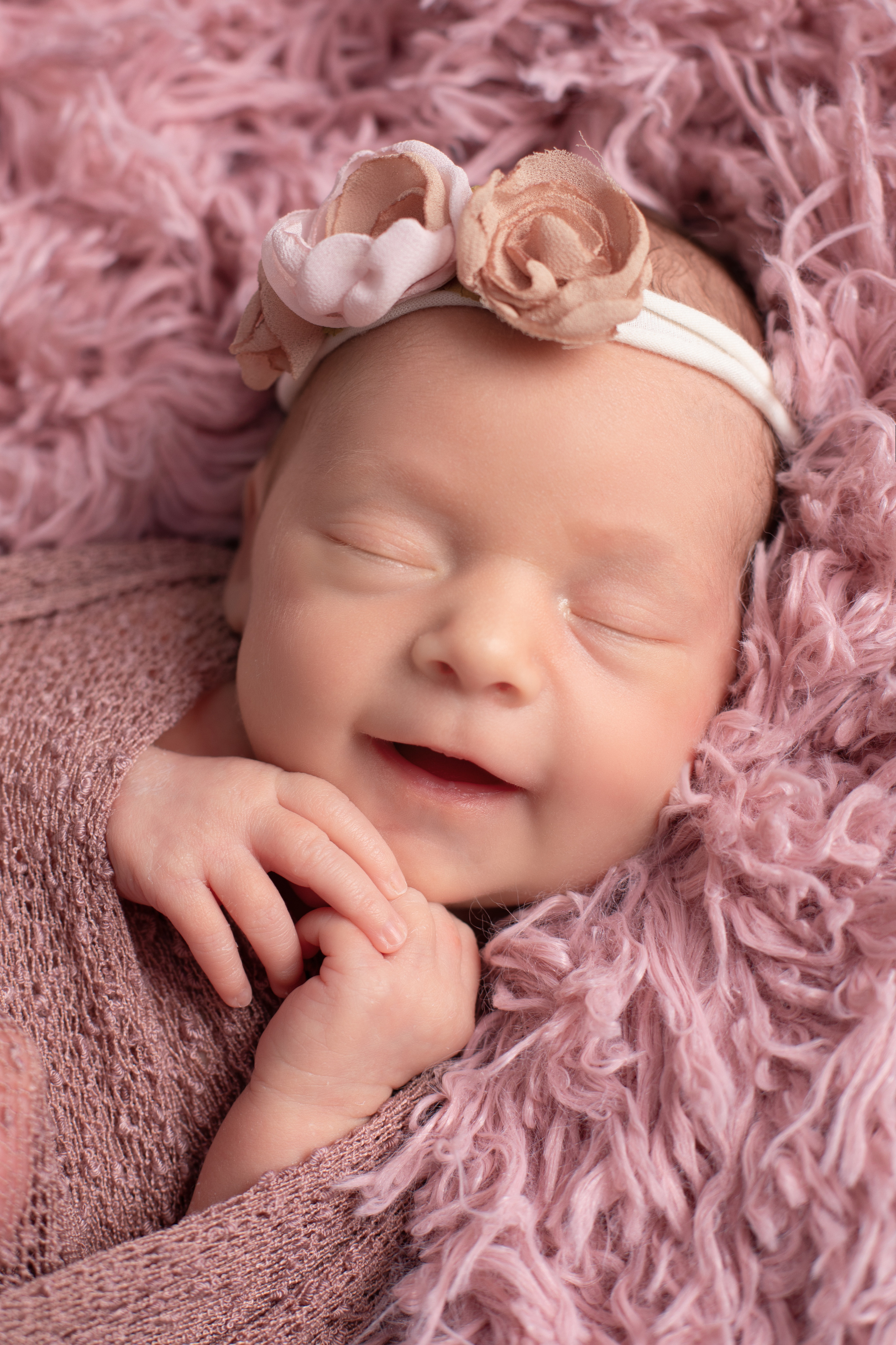 Фотограф новорождённых Псков