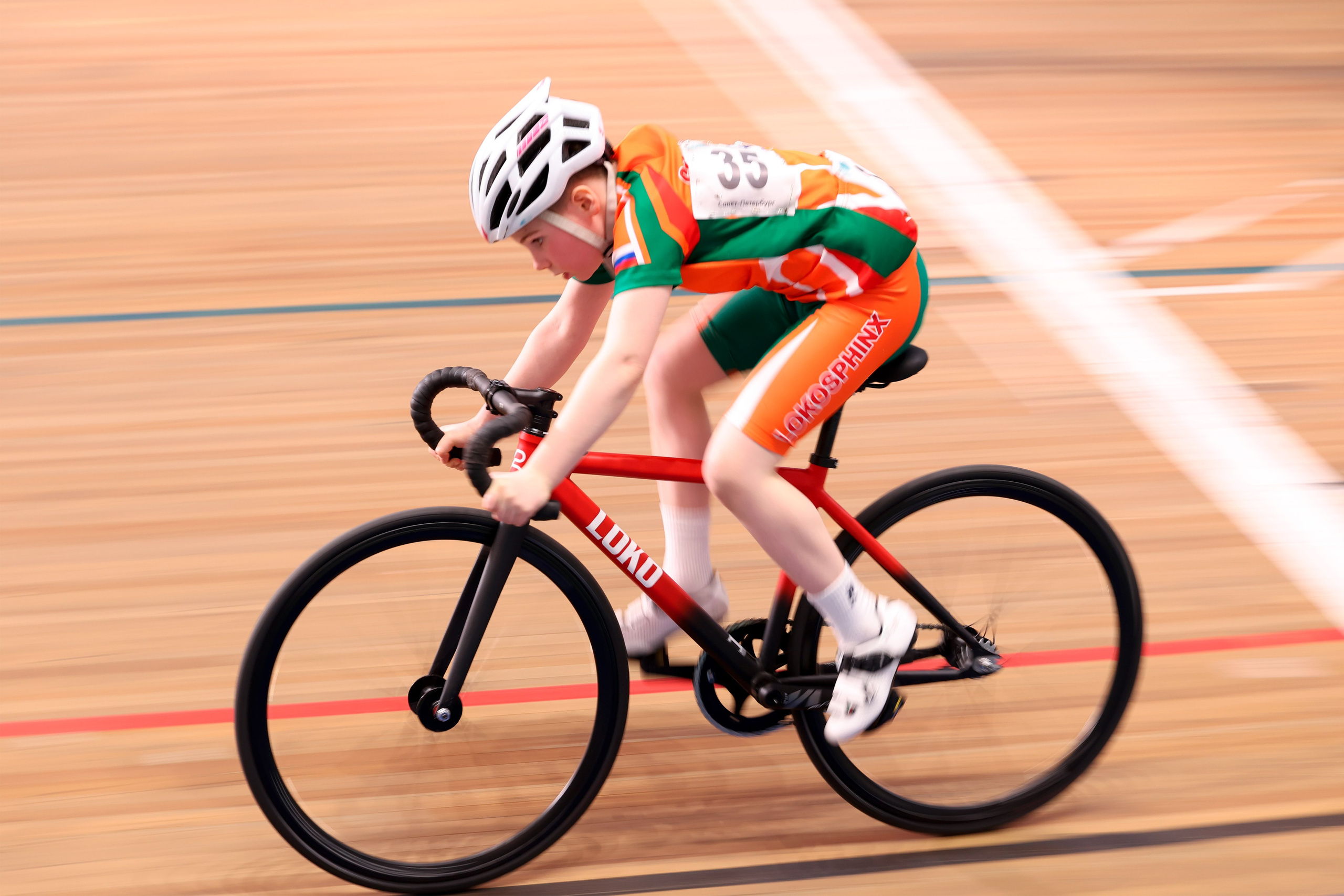 Пятый этап Региональных соревнований по велоспорту на треке (Гит, Скретч) 15.03.2025. Спортивный и репортажный фотограф Антон Тереханов