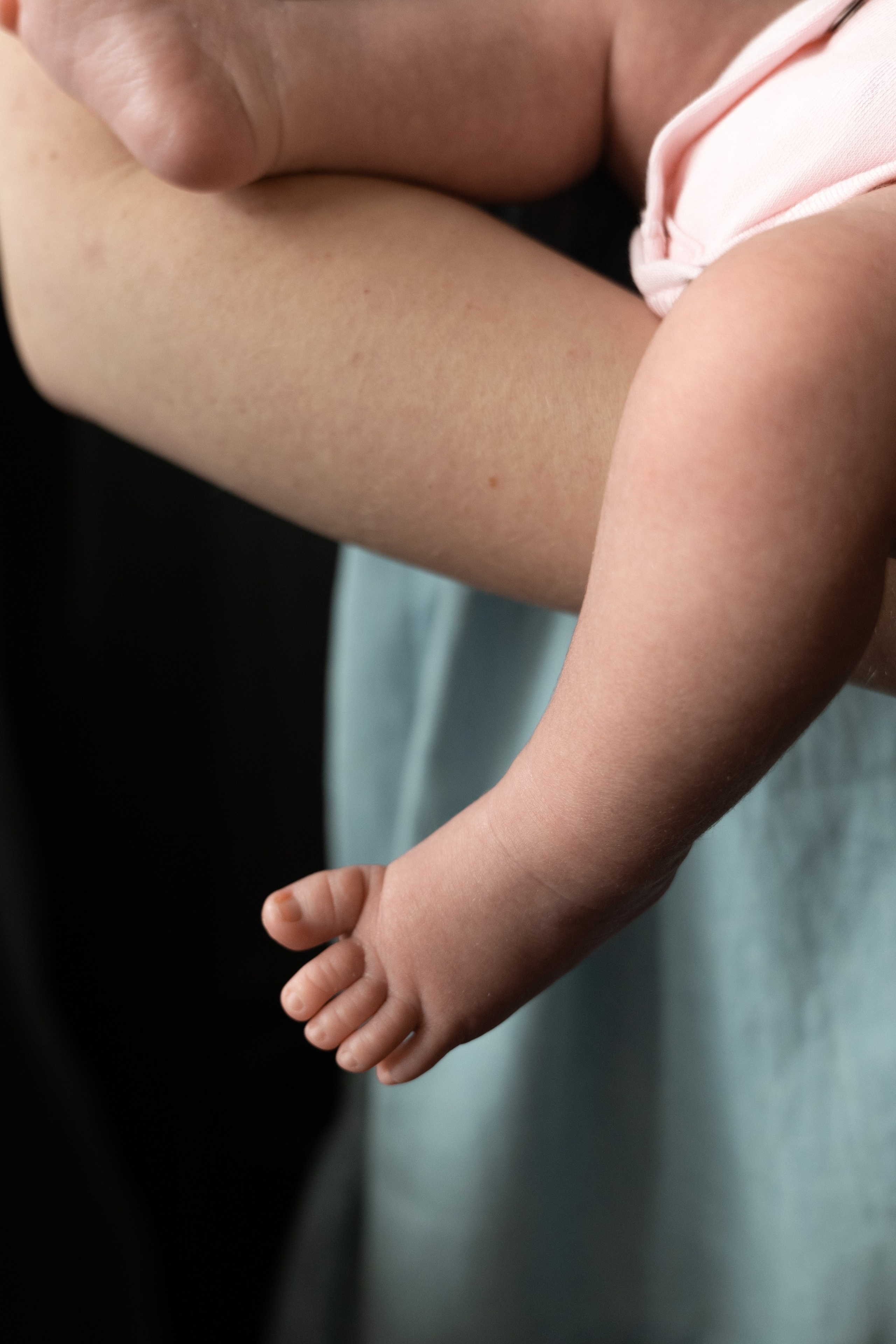 Домашняя фотосессия с новорожденным. Фотограф видеограф Ольга Василевская