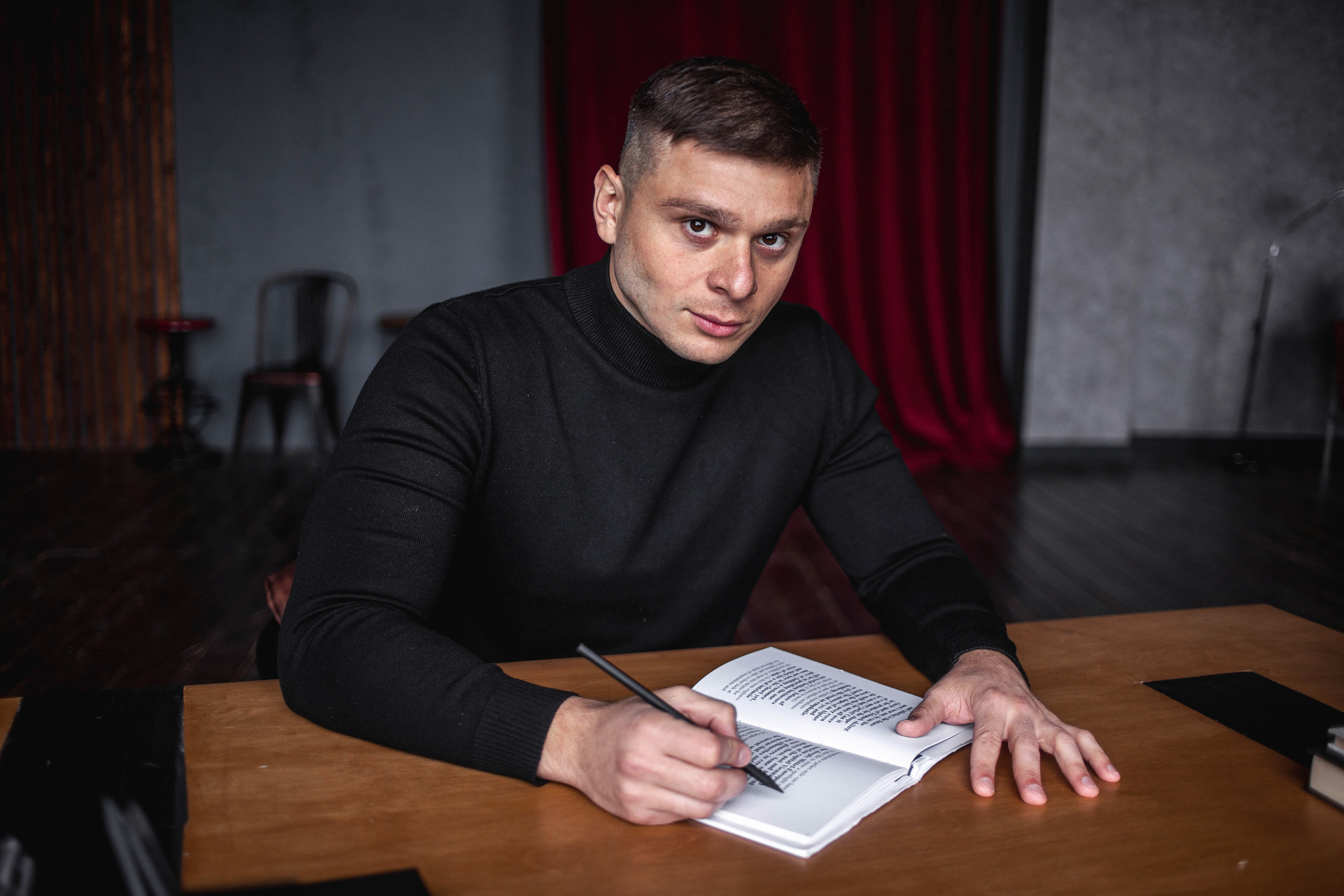 Бизнес портрет. Детский психолог. Фотограф в Краснодаре Евгения Михаевич