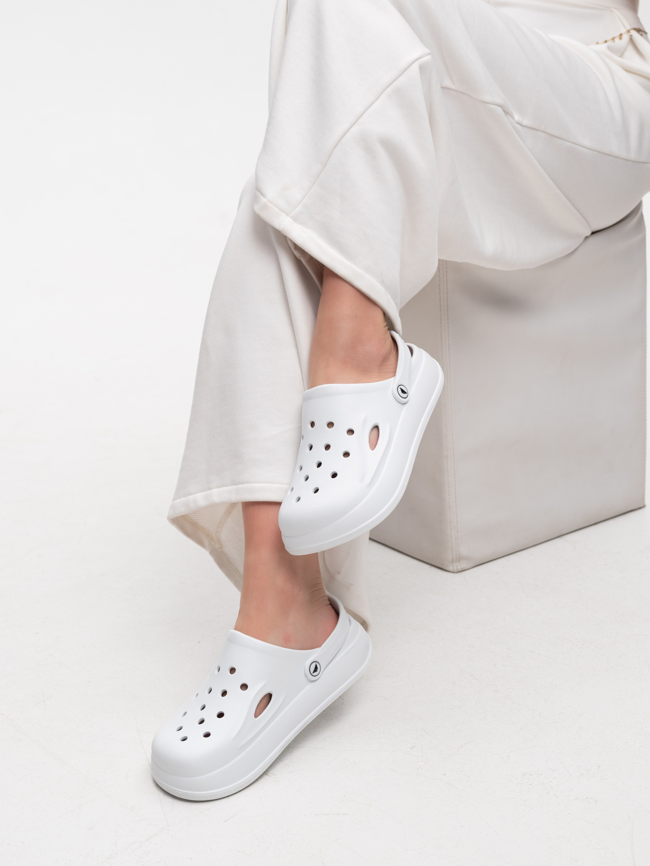 Кроксы. Предметный фотограф, фото для маркетплейсов Пятигорск, КМВ