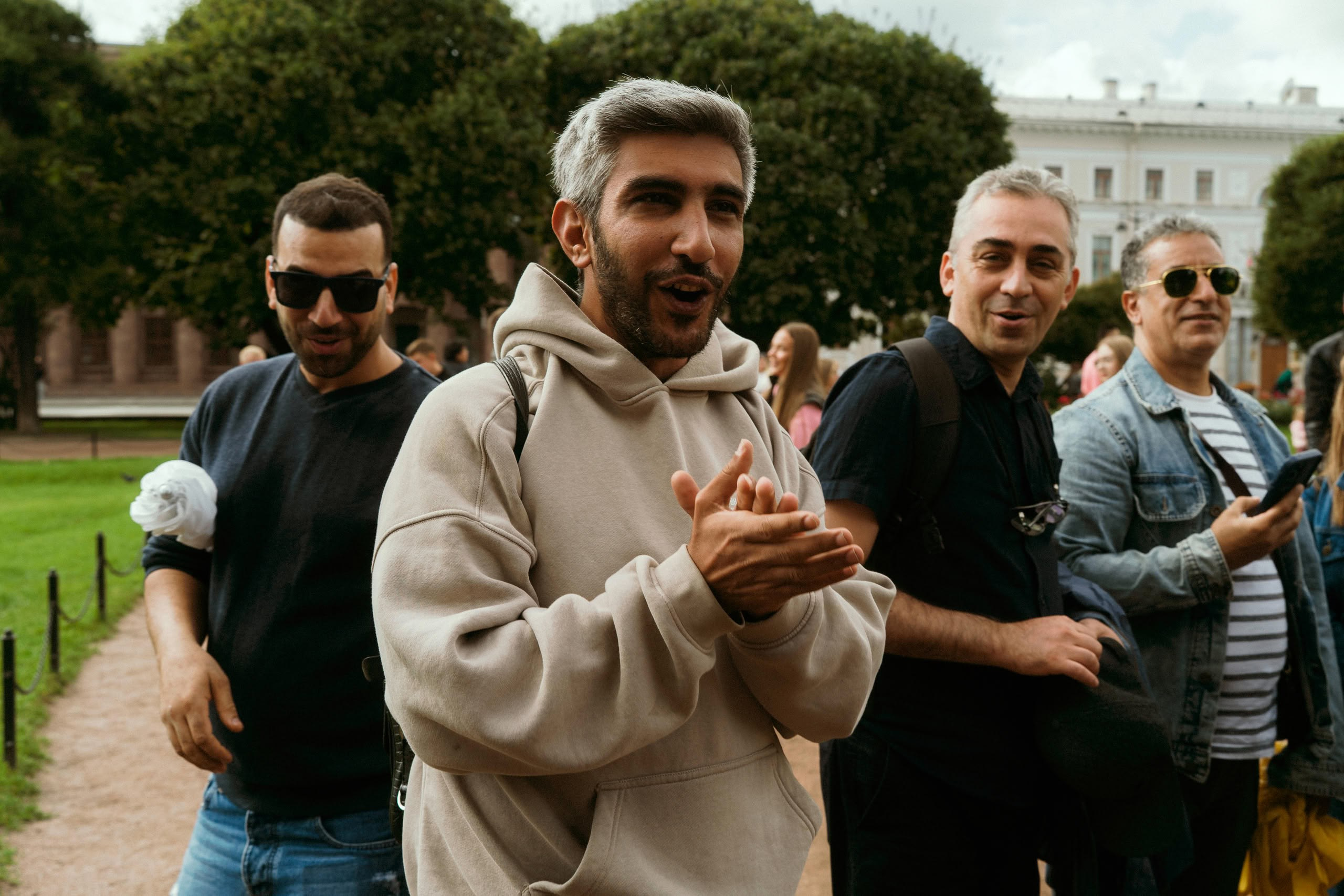 Арина и Илья — свадьба в Петербурге, цифра и плёнка. Свадебный фотограф Дмитрий Родионов — Санкт-Петербург и Ленинградская область