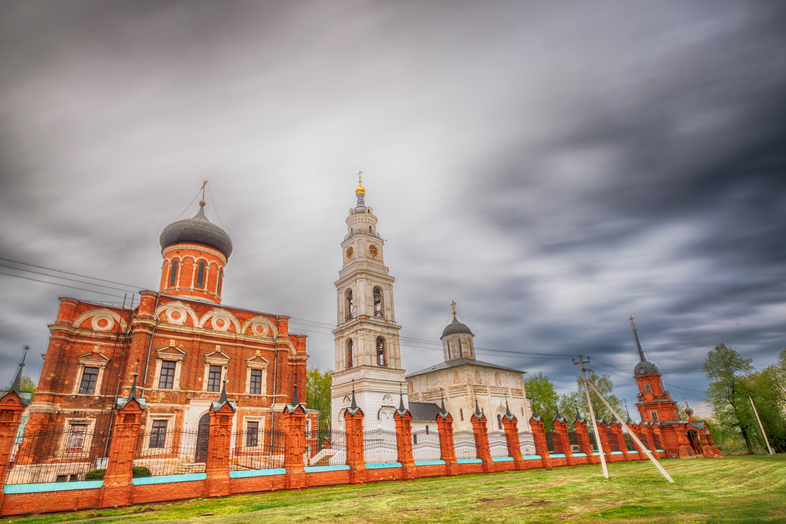 «Тайны Волоколамского кремля: Эхо веков в камне и звоне». 1000 куполов России, фотопроект Вадима Квятковского и Надежды Ельцовой