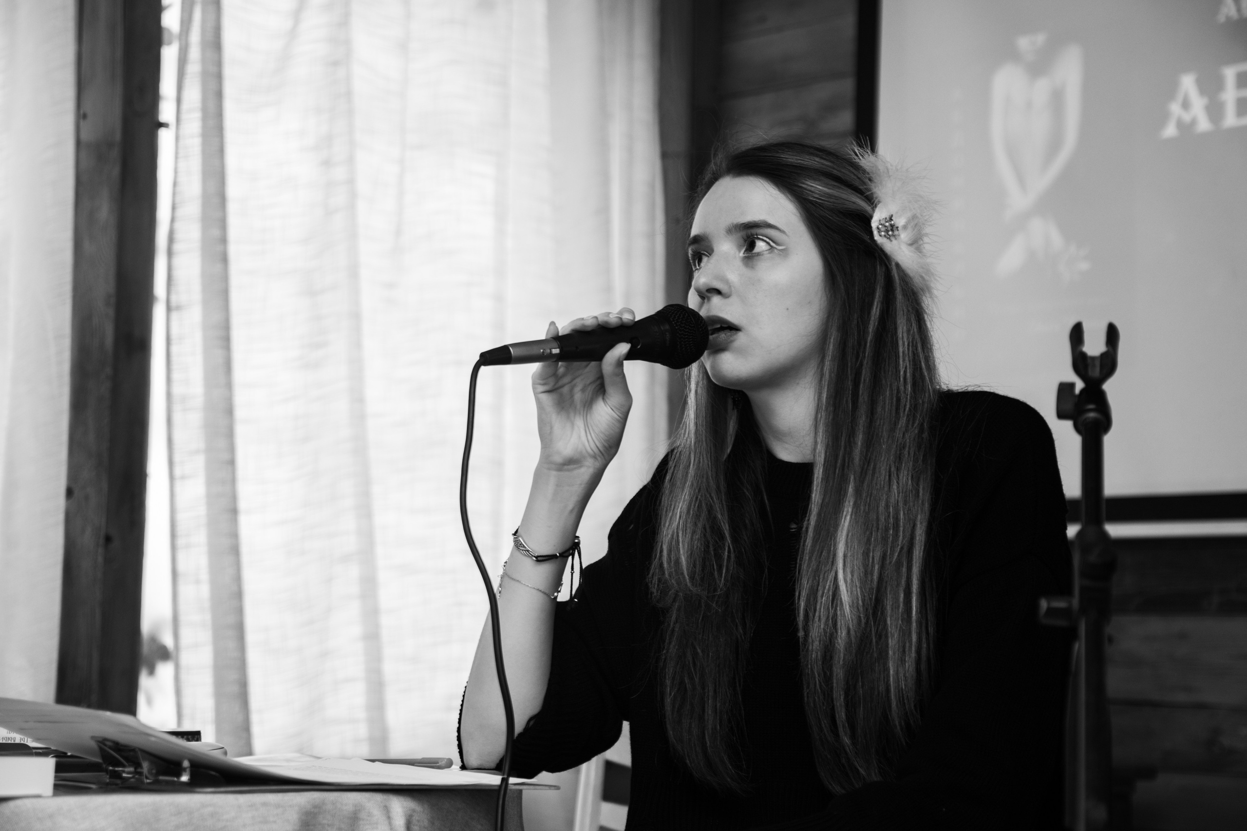 Творческий вечер автофикшн-книги Оли Черных «Абдоминально». Репортажный фотограф в Москве Legiodot