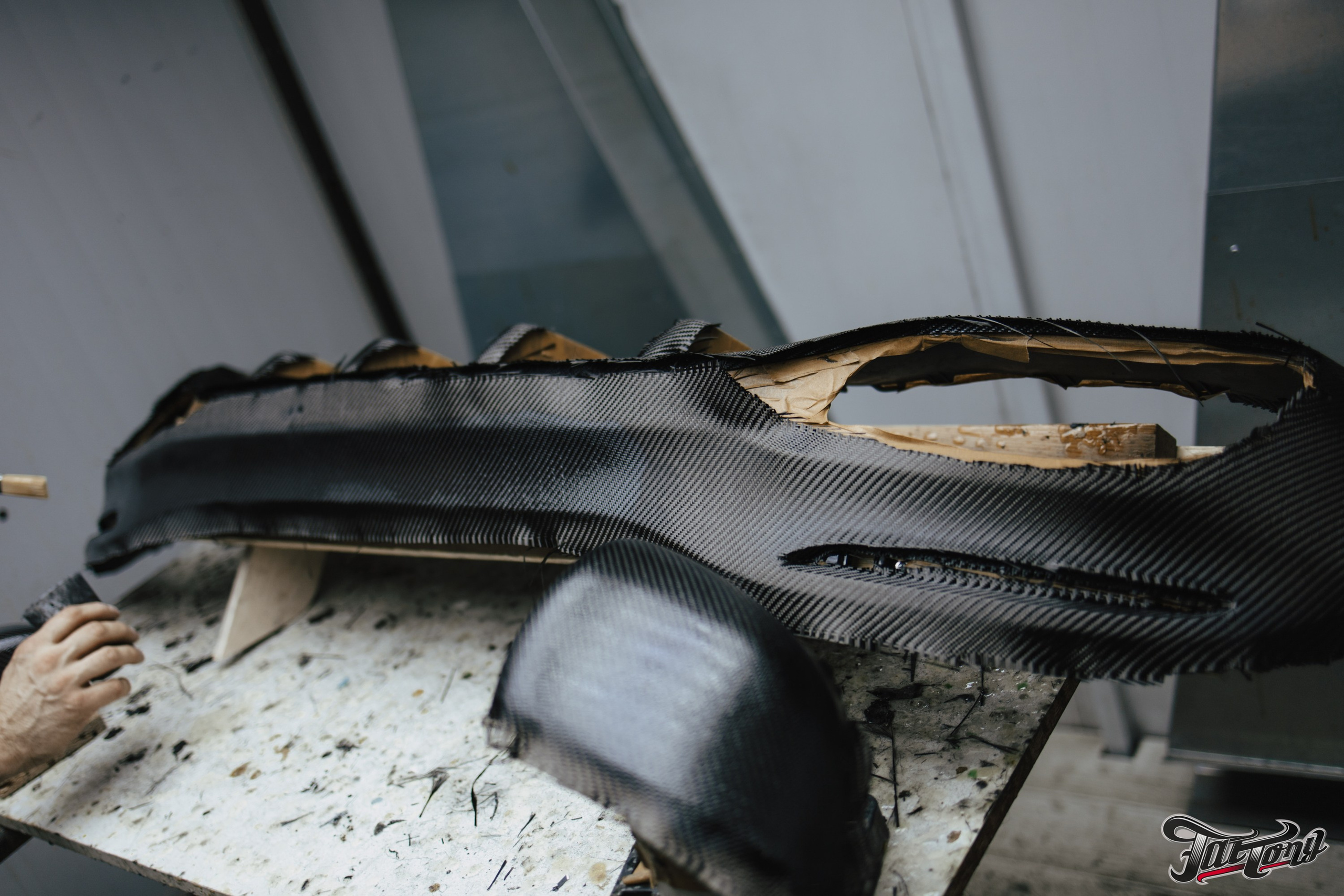 Mercedes SL63 amg классический карбон глянцевых элементов кузова. DeLorein