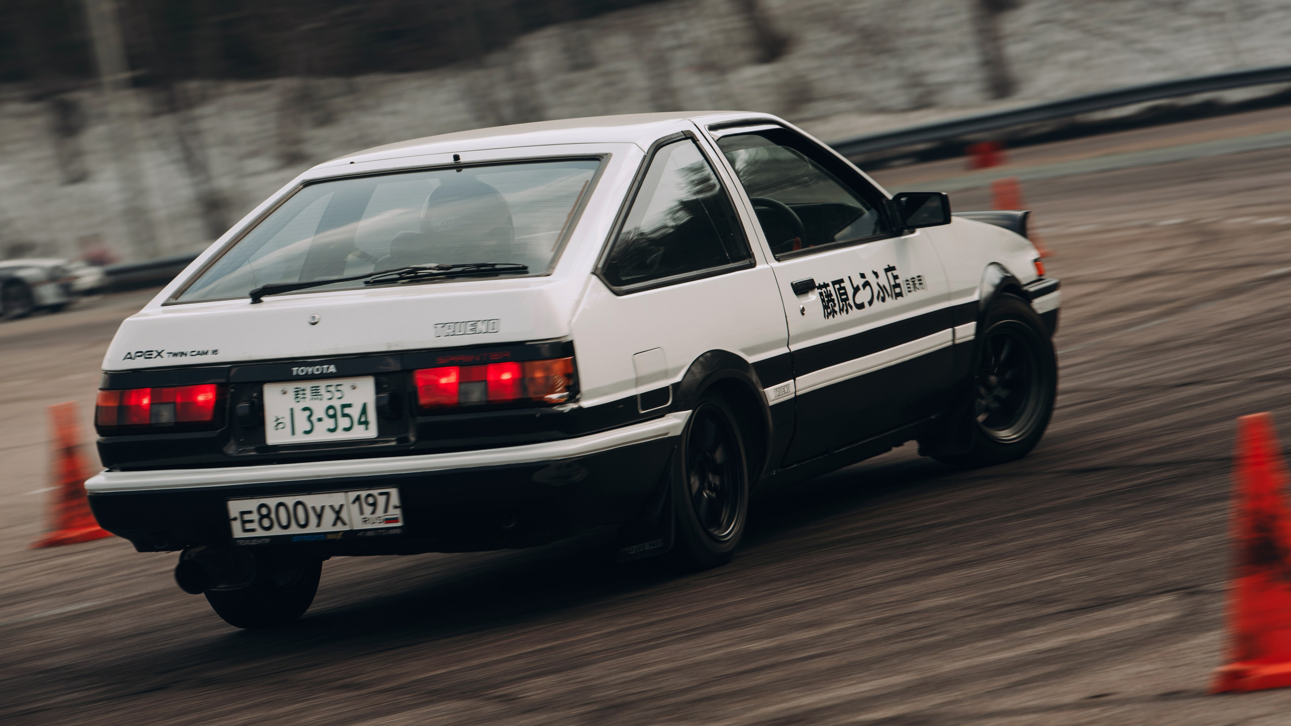 Drift Family. DeLorein