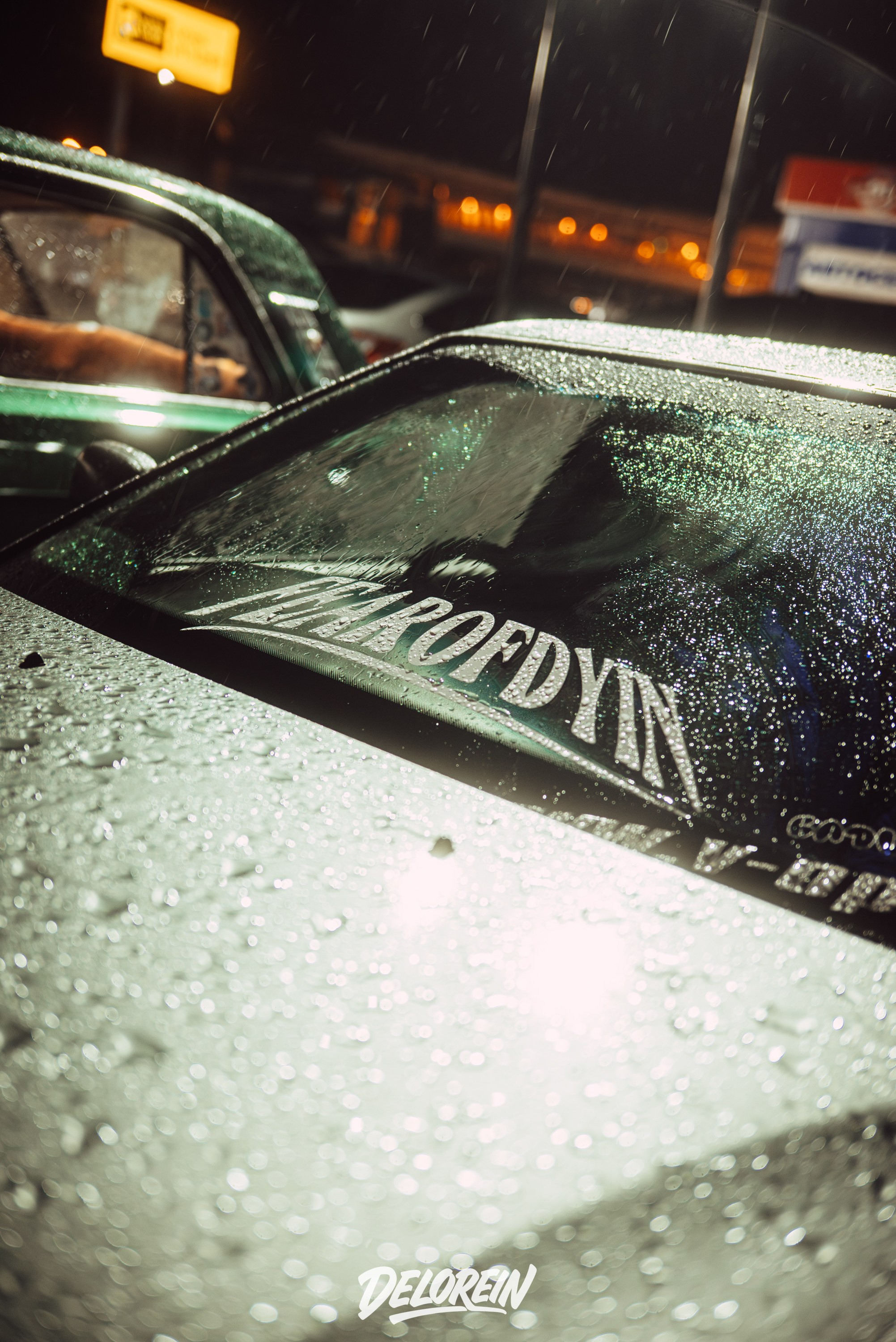 Downfly 20 августа 2025. DeLorein