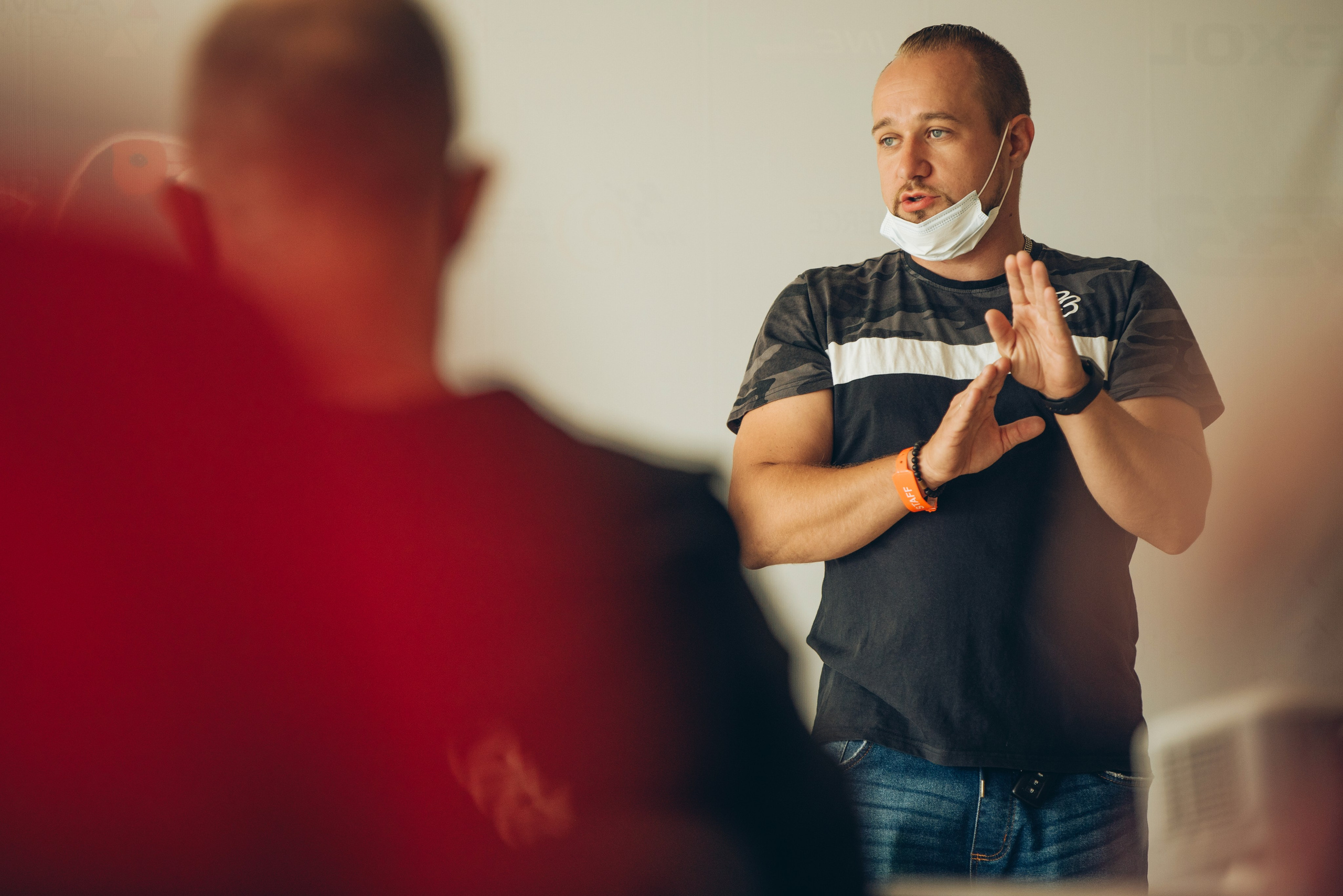 Rds запад ADM Raceway. DeLorein