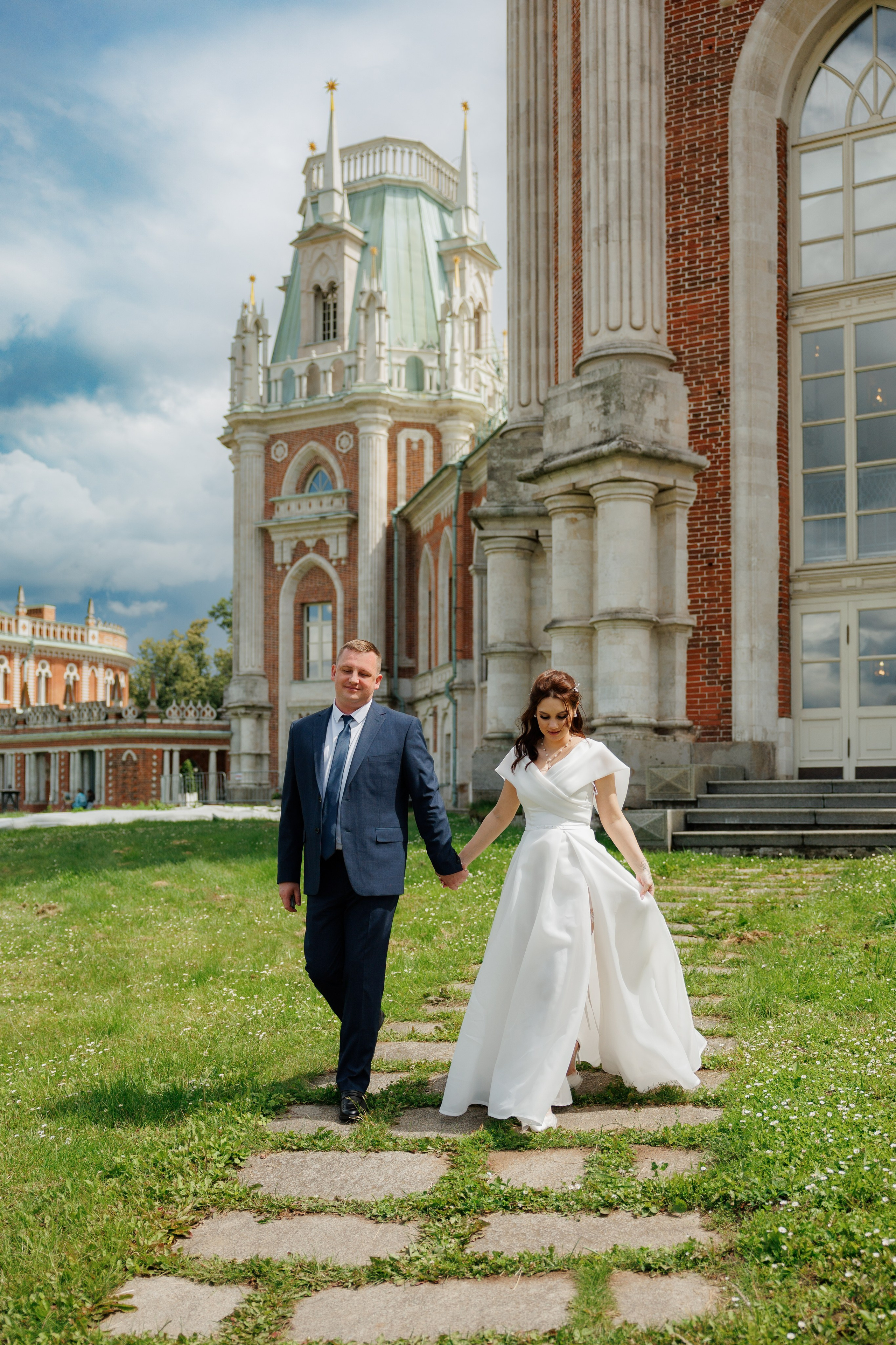 Свадебная фотосессия в Царицыно. Свадебная съёмка в Москве