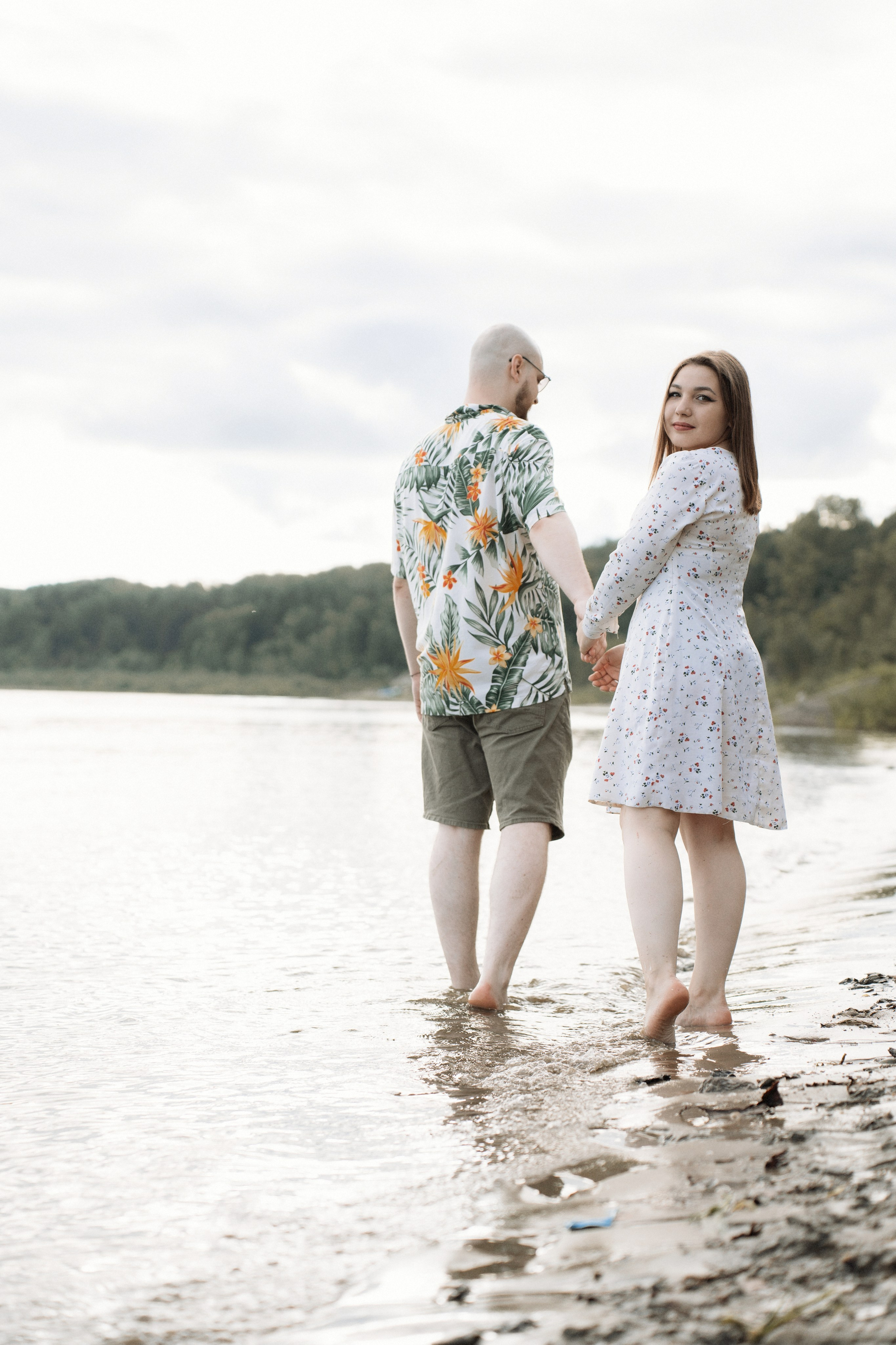 Алена и Максим. Фотосессия на реке. Яна Орехова. Фотограф в Томске