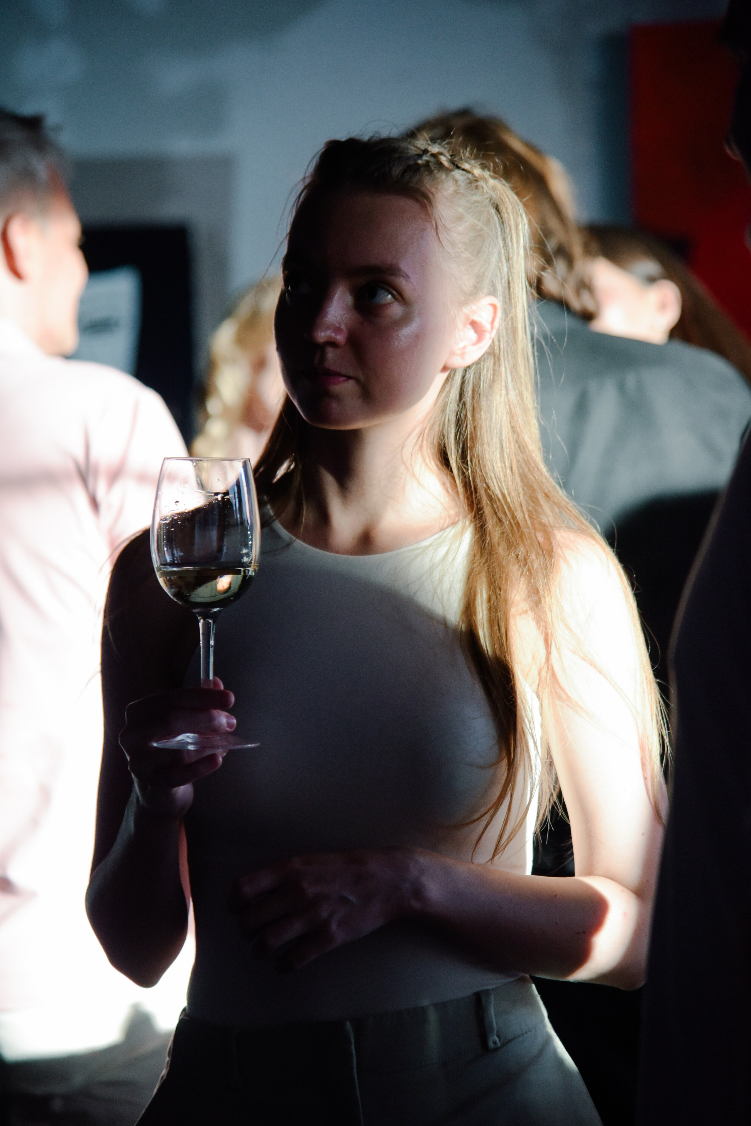 Александр Дильбази Игра взглядов в гранатовом саду. Фотограф Лола Волна, город Москва