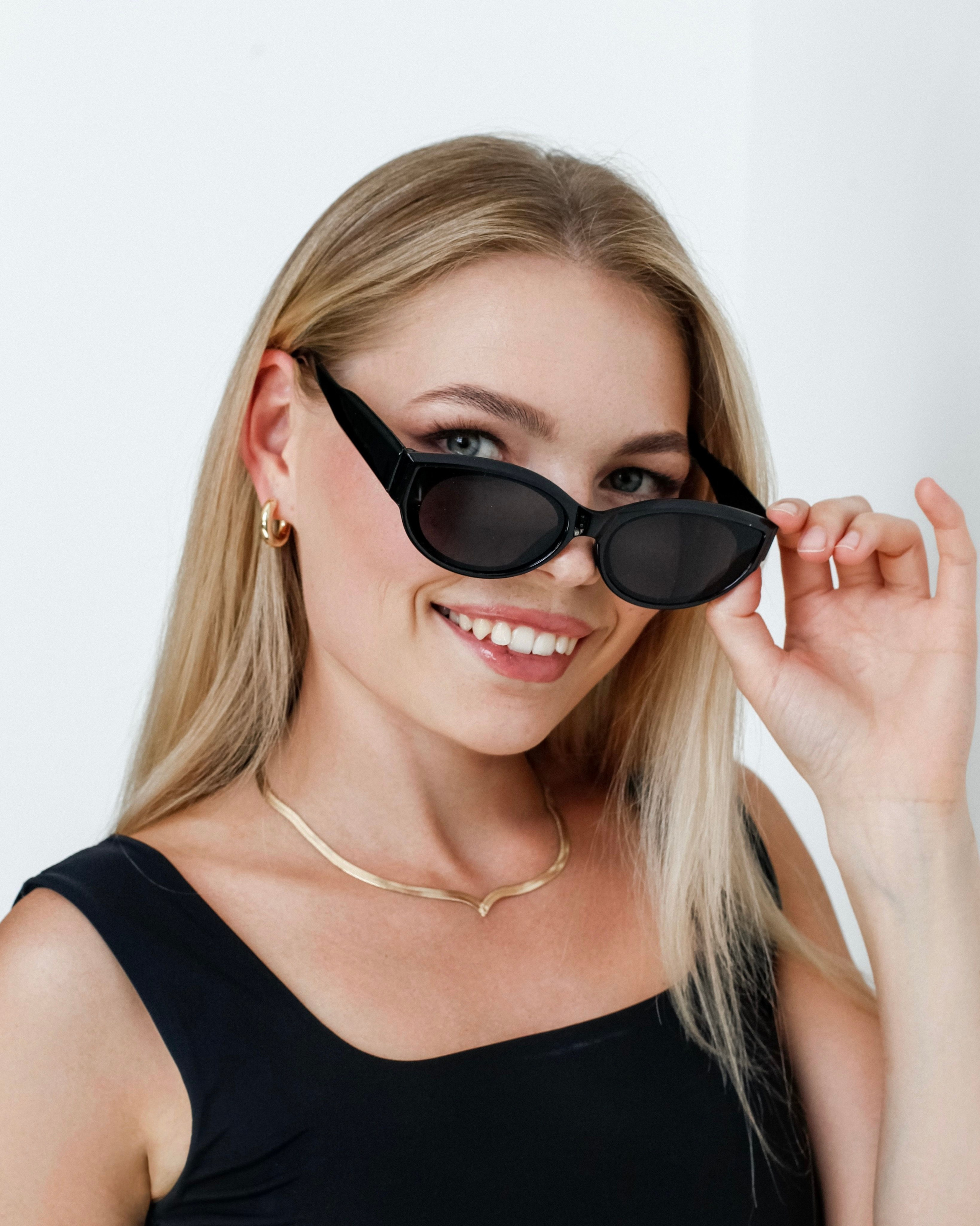 ВЕРОНИКА. Продающий контент для маркетплейсов и e-commerce «под ключ»