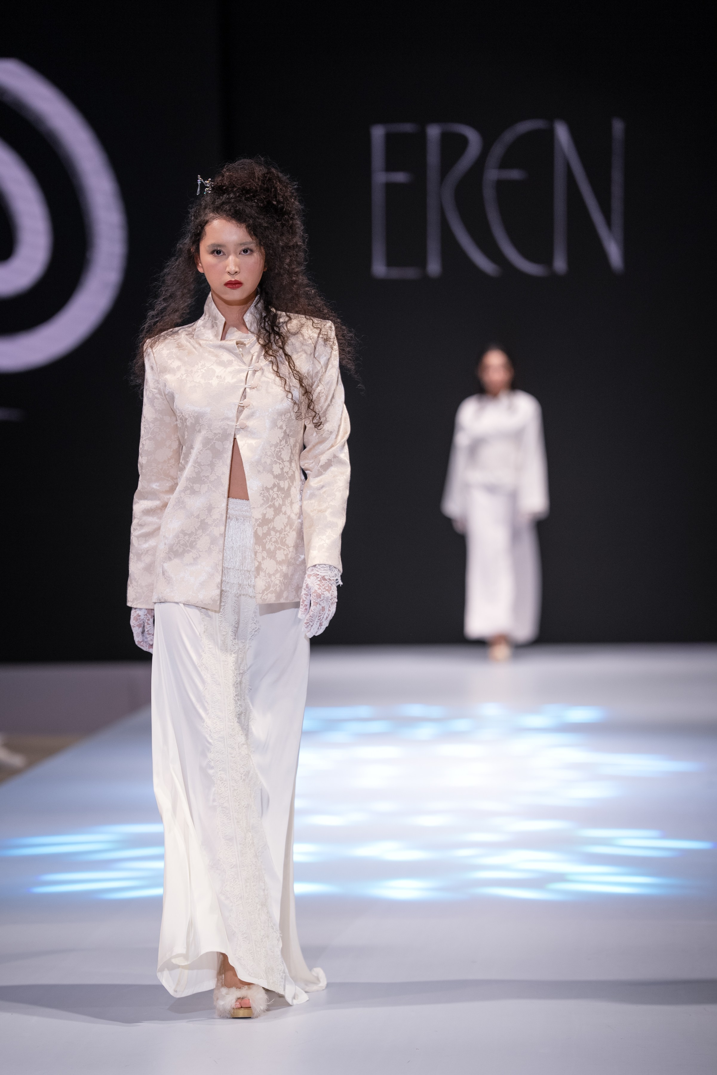 EURASIAN FASHION WEEK Eren. Сайт Алматинского НЮ АРТ, будуар и фэшн фотографа Дениса Карпенко