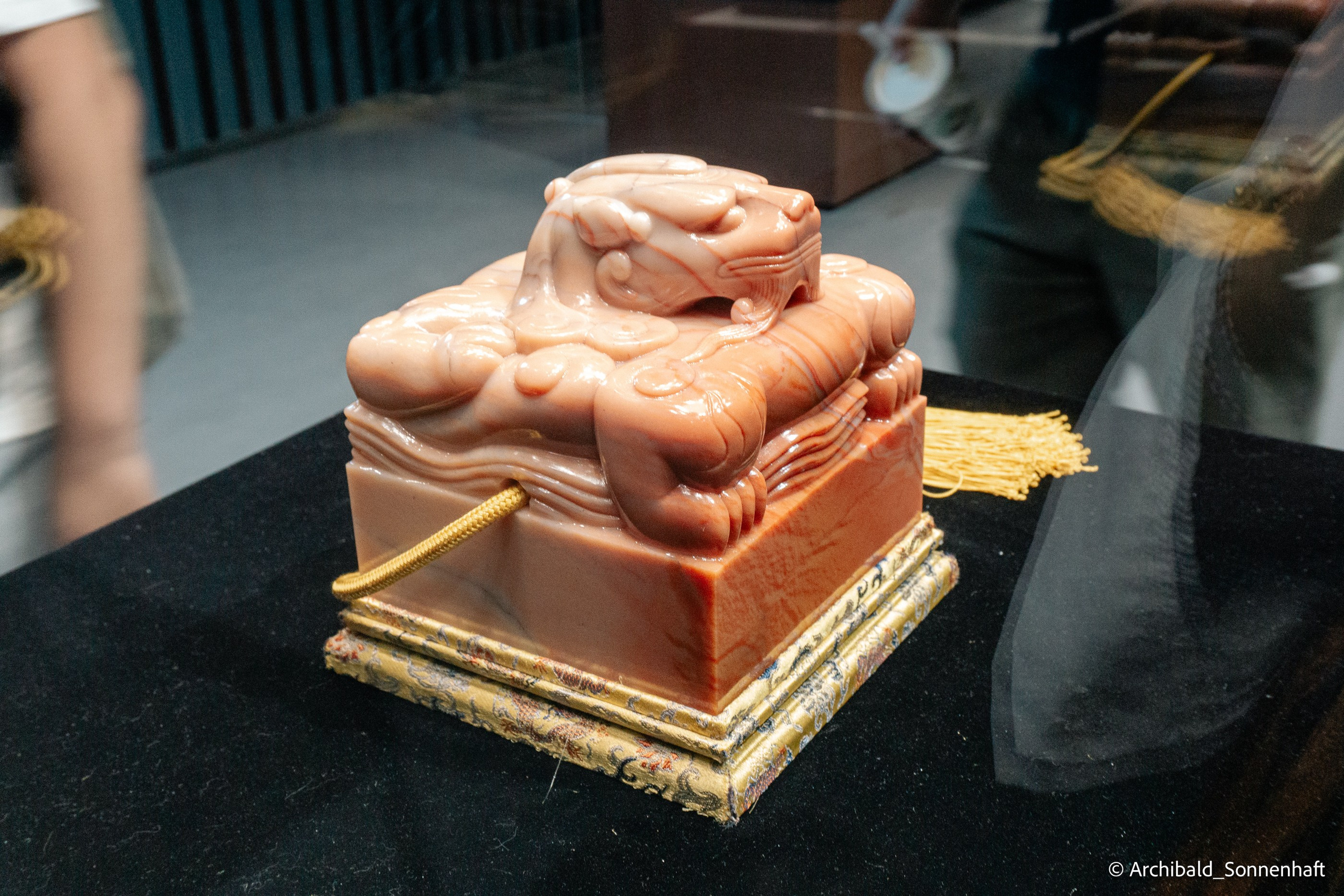 Datong. Photographer in Guangzhou, China. Archibald Sonnenhaft