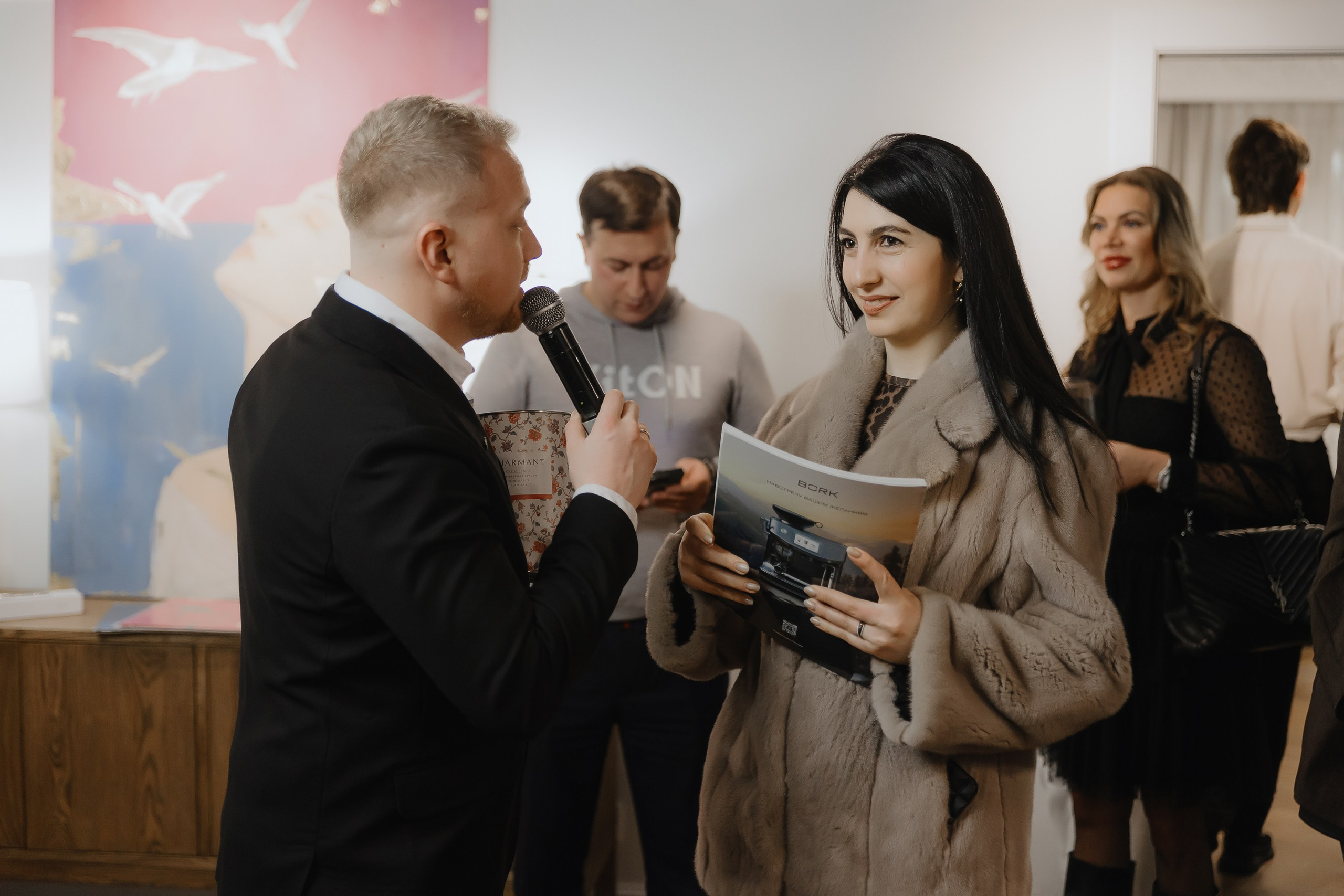 Открытие нового пространства интерьерного салона L. DECO в феврале 2025. L. Deco интерьерный салон. Краски/обои/лепной декор