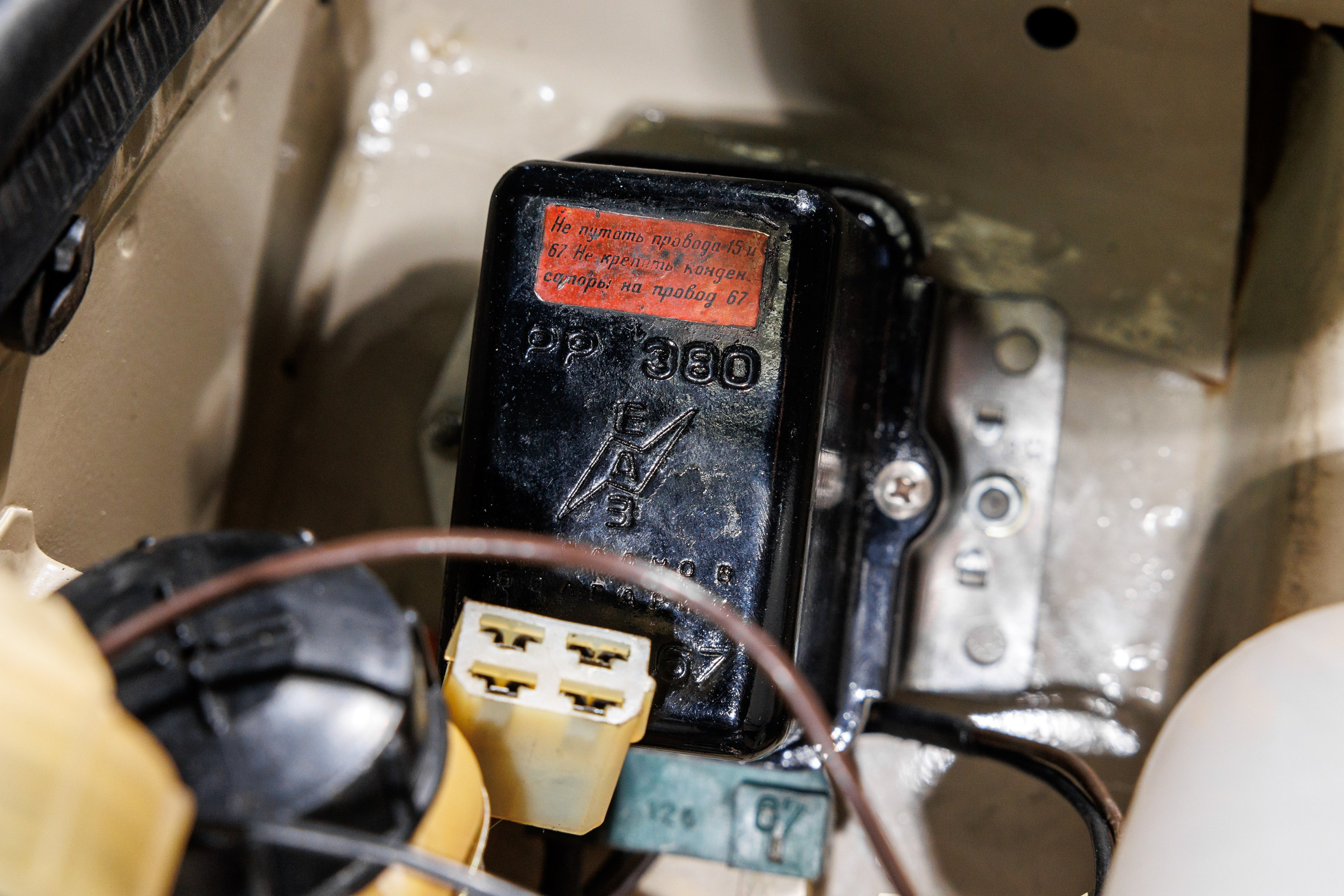 Автомобильная фотосъемка ВАЗ 2101 после реставрации в Бюро "Наследие"