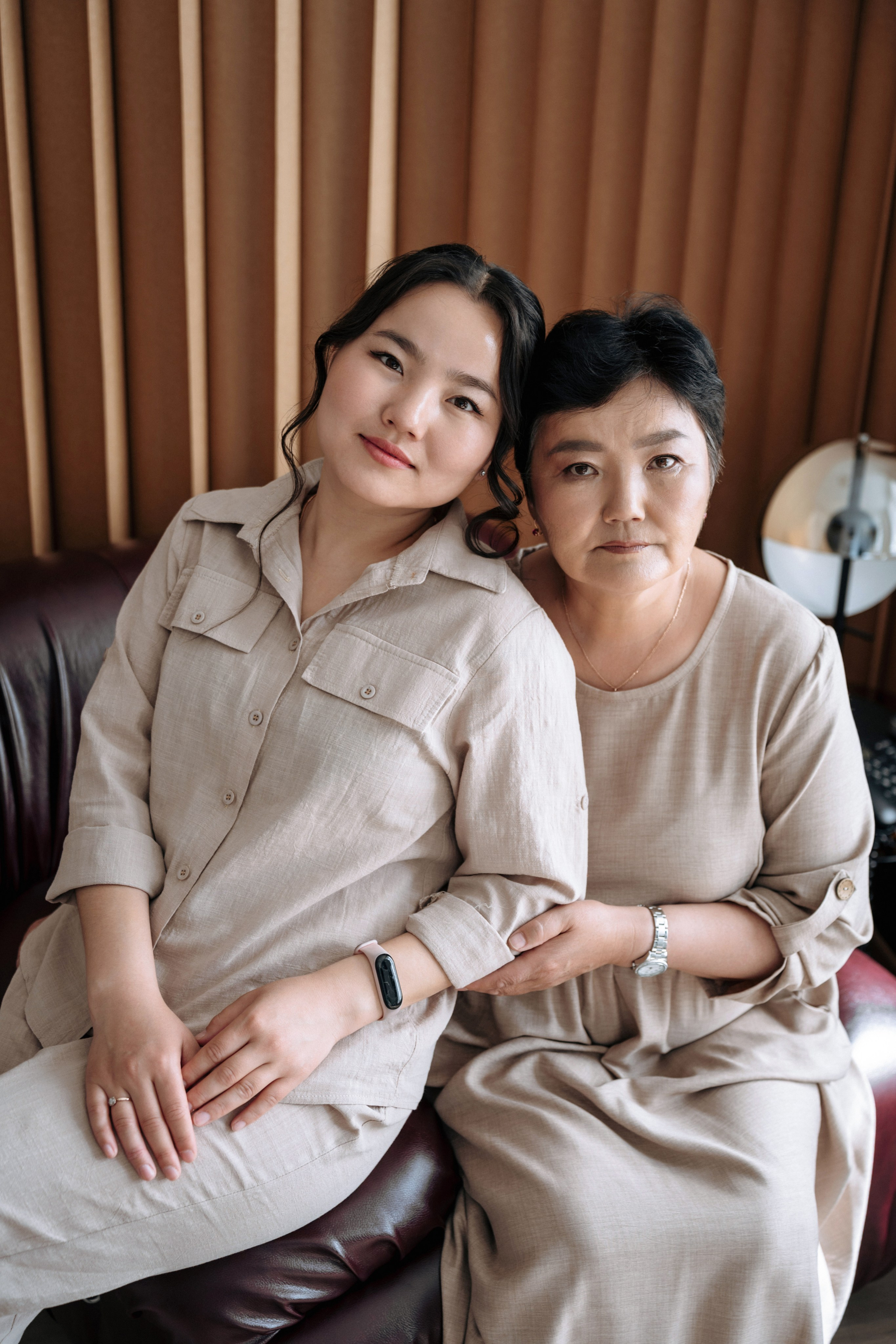 Валентина и Люда Галсановы. Фотограф Улан-Удэ