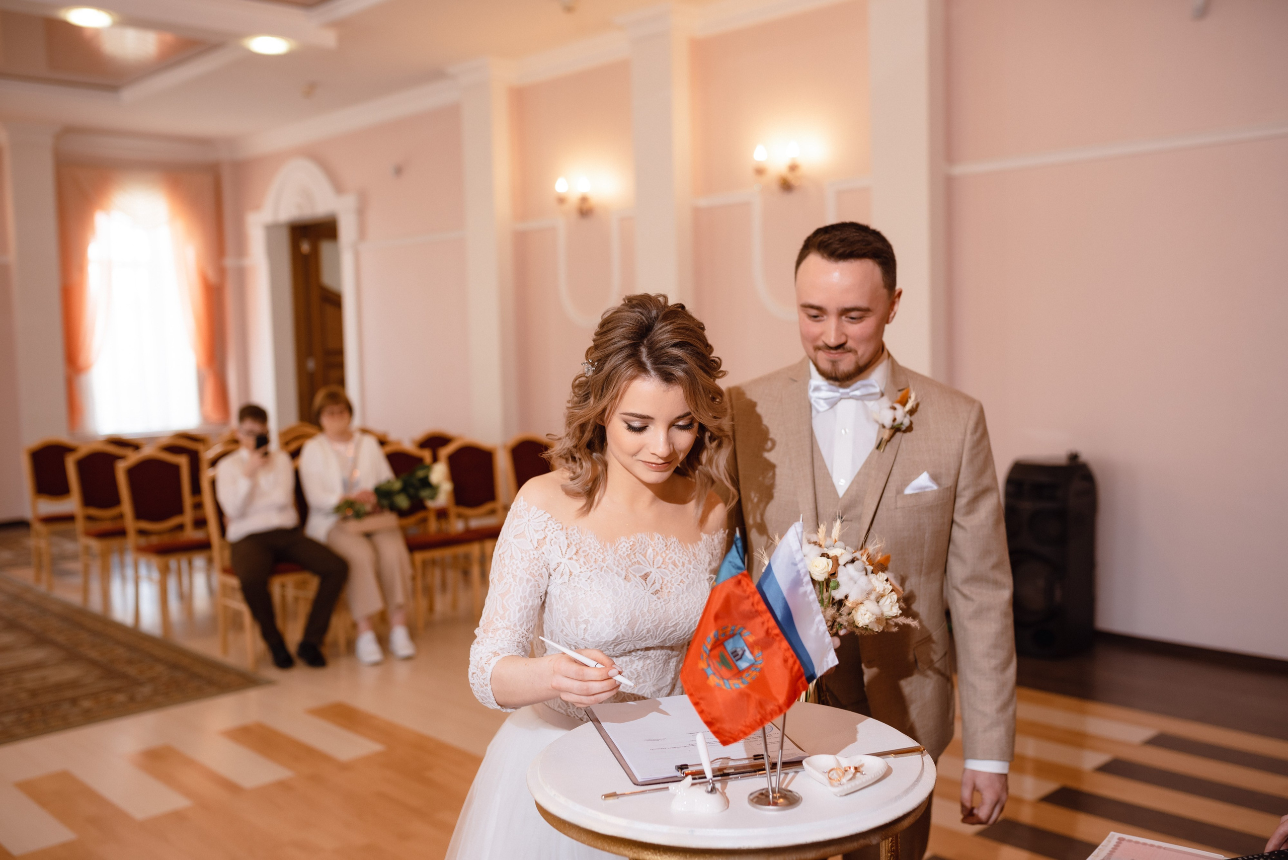 Свадебная фотосъемка в Барнауле. Свадебный фотограф Барнаул. Сергей Богомолов. Свадебный и семейный фотограф