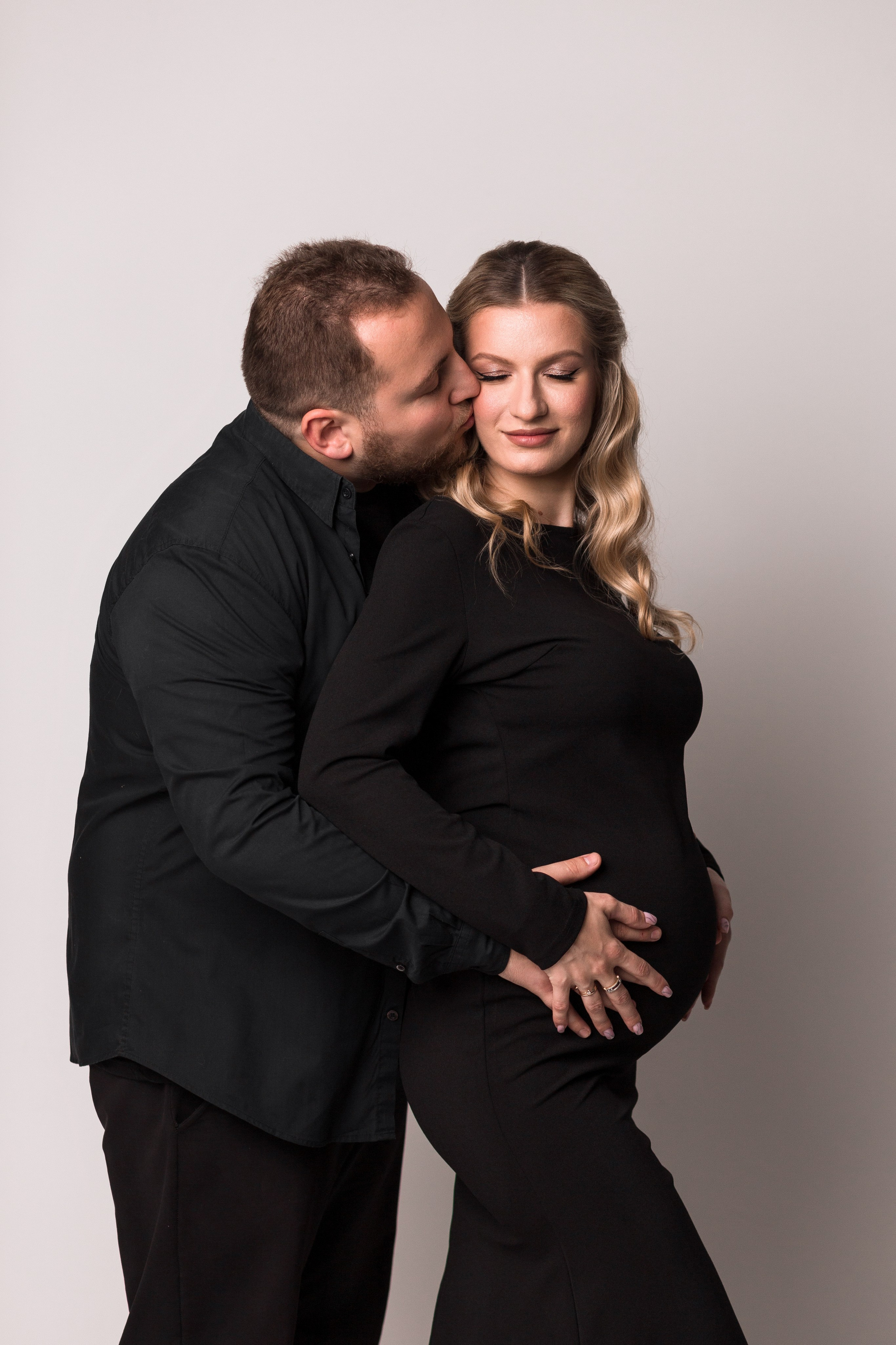 Фотосессия беременности в Омске. Фотограф новорожденных в Омске Анастасия Моисеева