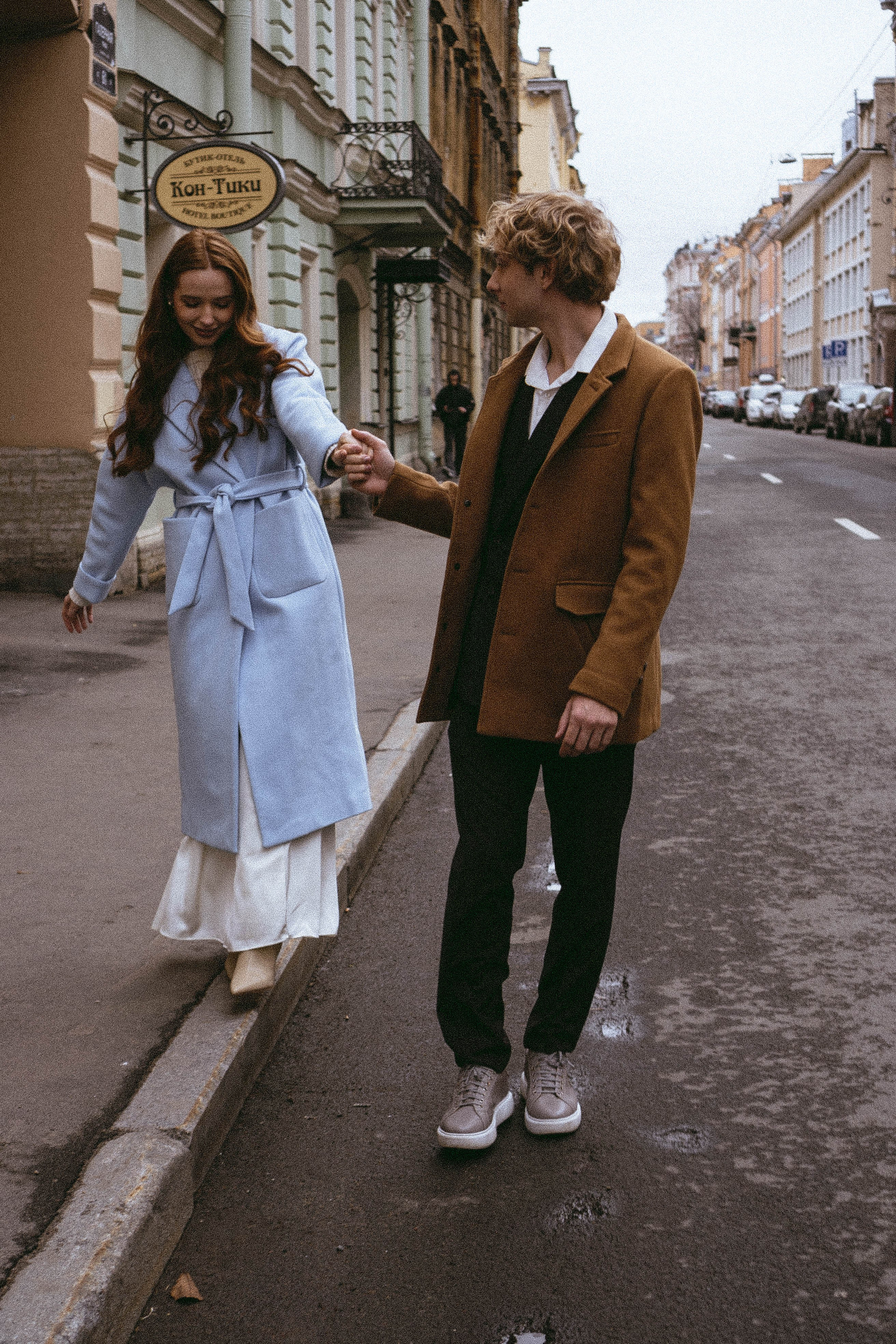 СВАДЕБНАЯ СЬЕМКА В ОТЕЛЕ. СБОРЫ ЖЕНИХА И НЕВЕСТЫ И ТАКЖЕ ТОР И ПОДГОТОВКА К ПРОГУЛКЕ И ПРОГУЛКА ПО ПЕТРОГРАДКЕ. Профессиональный фотограф, Санкт-Петербург — Виктория Богомолова