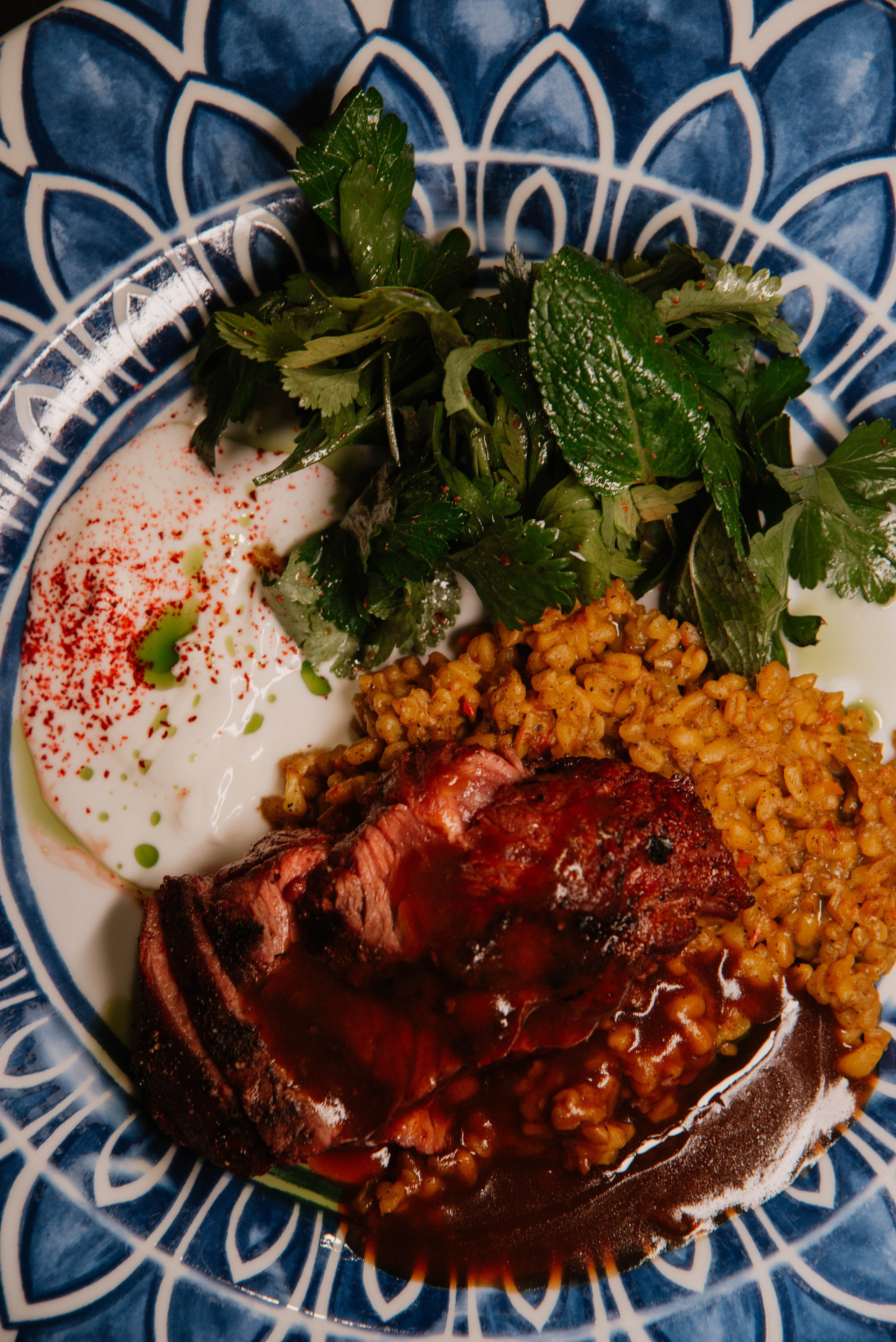 Контент и визуал для ресторана Ливингстон. Ксения Glossa. Портретный и репортажный фотограф в Самаре