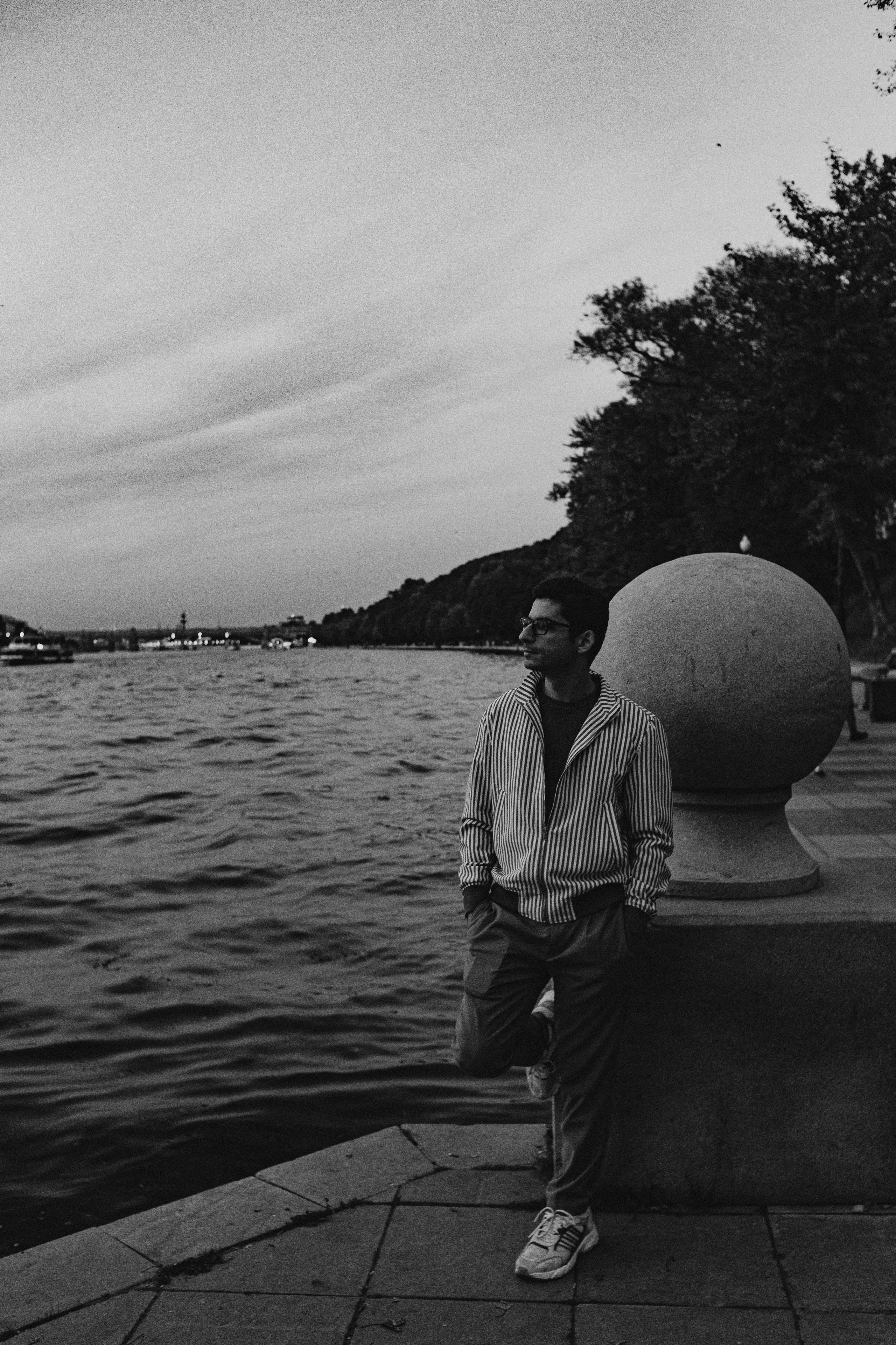 Эмин | Воробьёвы горы. Папка кадров 📁