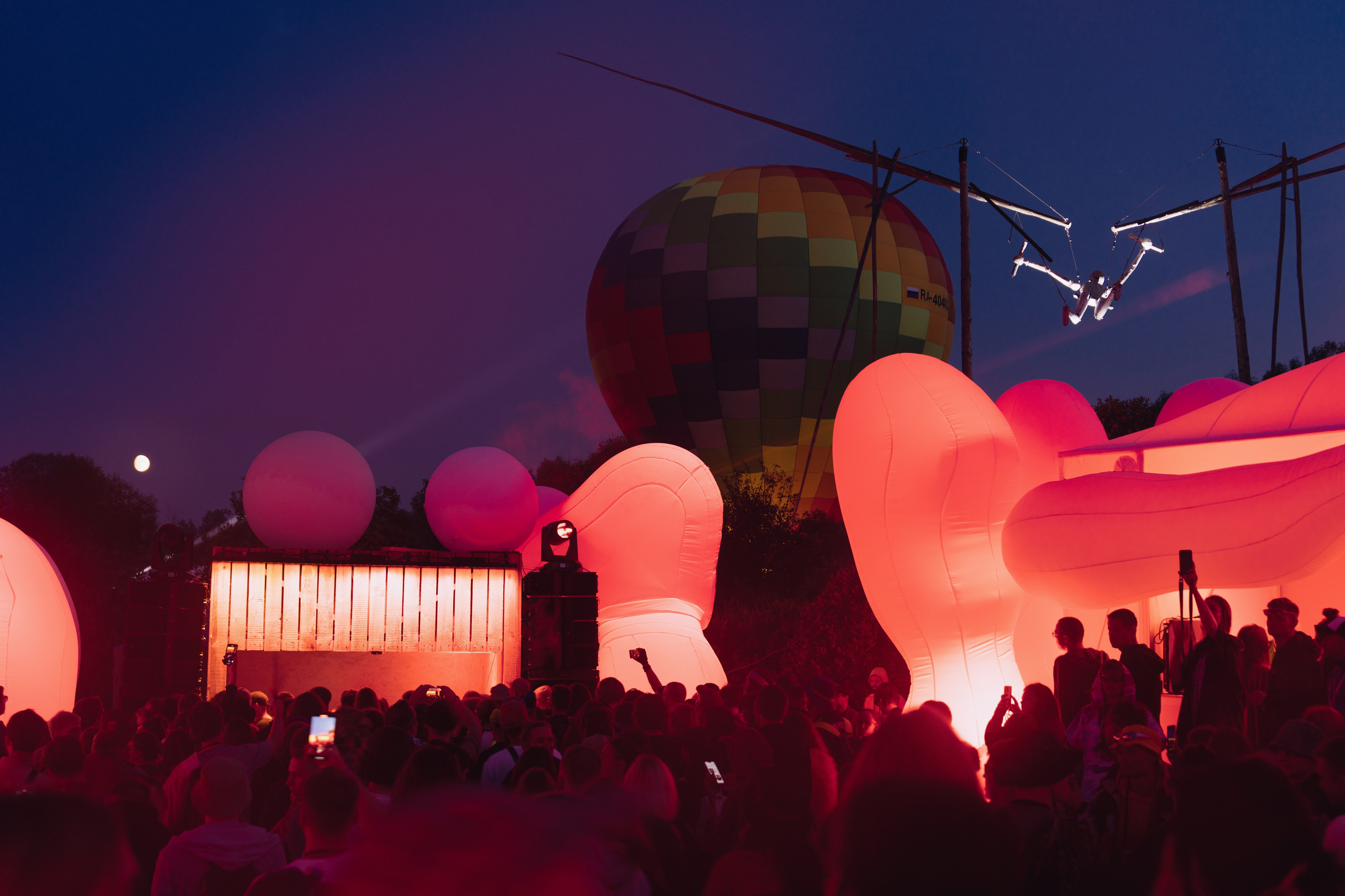 Signal 2024. @tomrus: Рустам Шагиморданов — фотограф