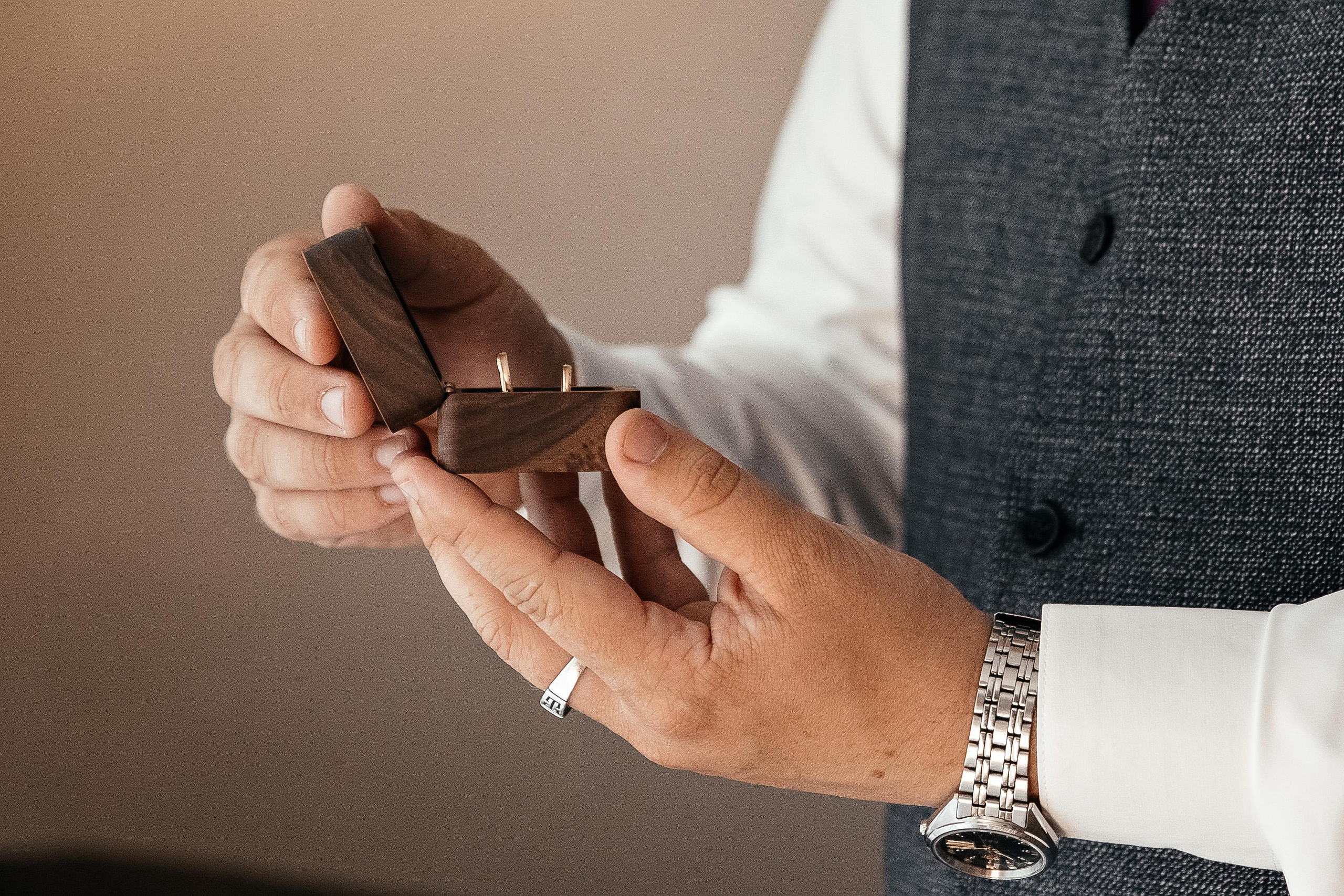 Сборы Юлии и Егора. Фотограф женственности в Санкт-Петербурге Дарья Тоток