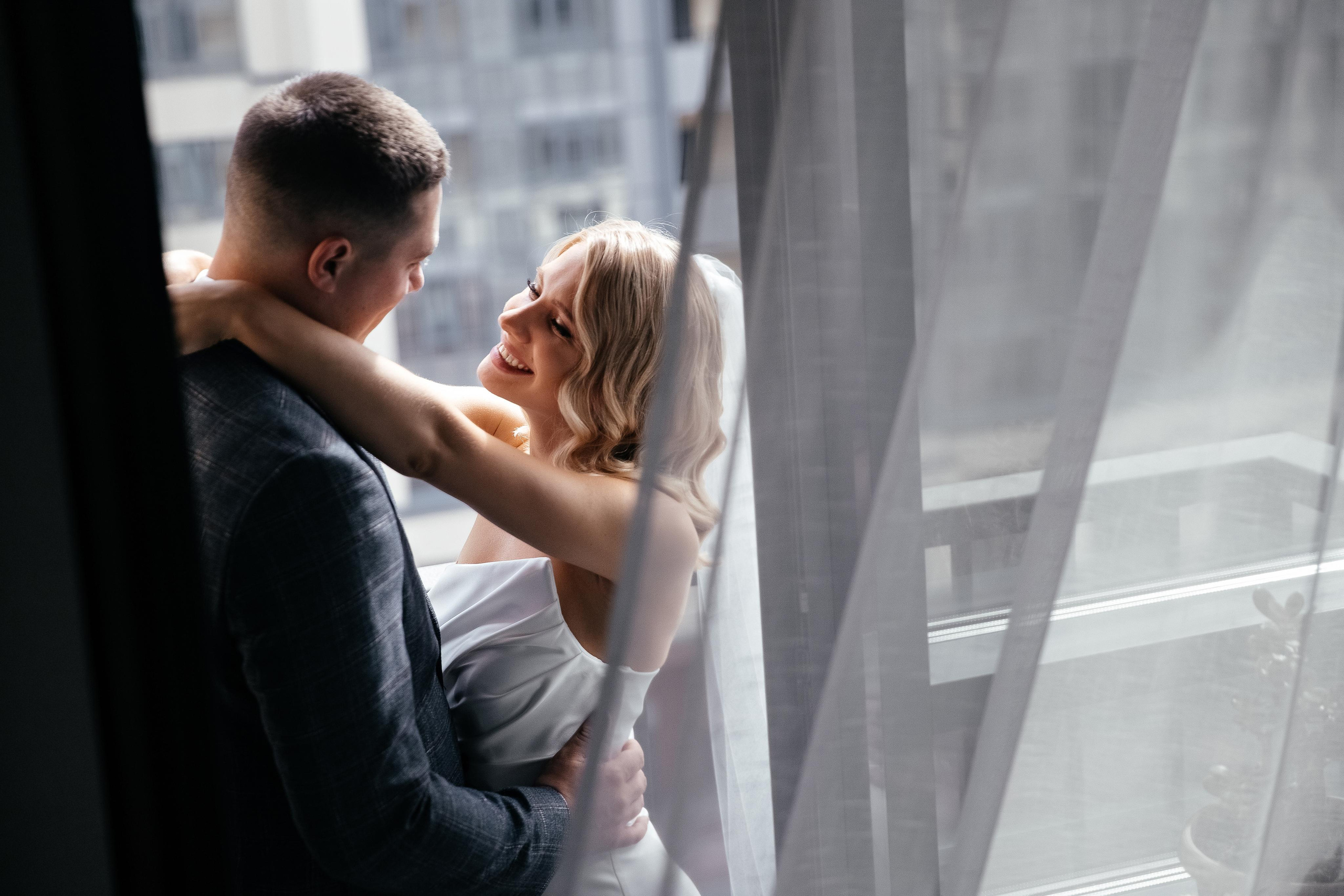 Сборы Юлии и Егора. Фотограф женственности в Санкт-Петербурге Дарья Тоток