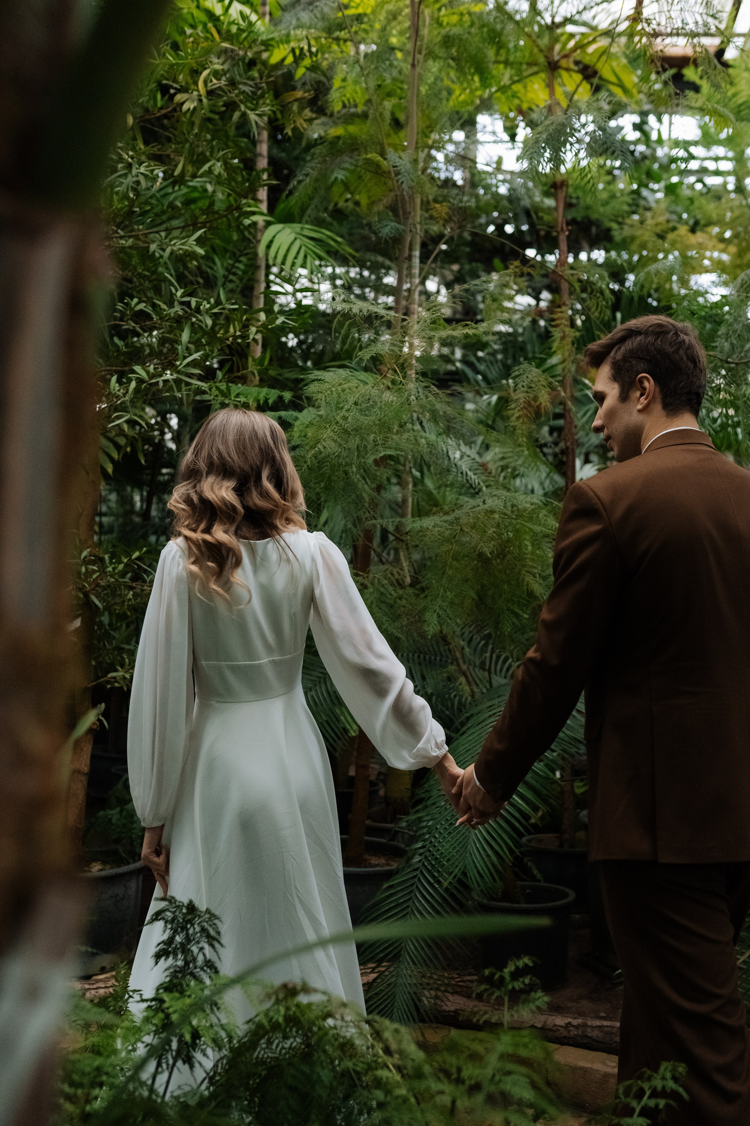 Свадебная фотосессия в оранжерее, Москва. Свадебный фотограф в Москве Анна Полушина