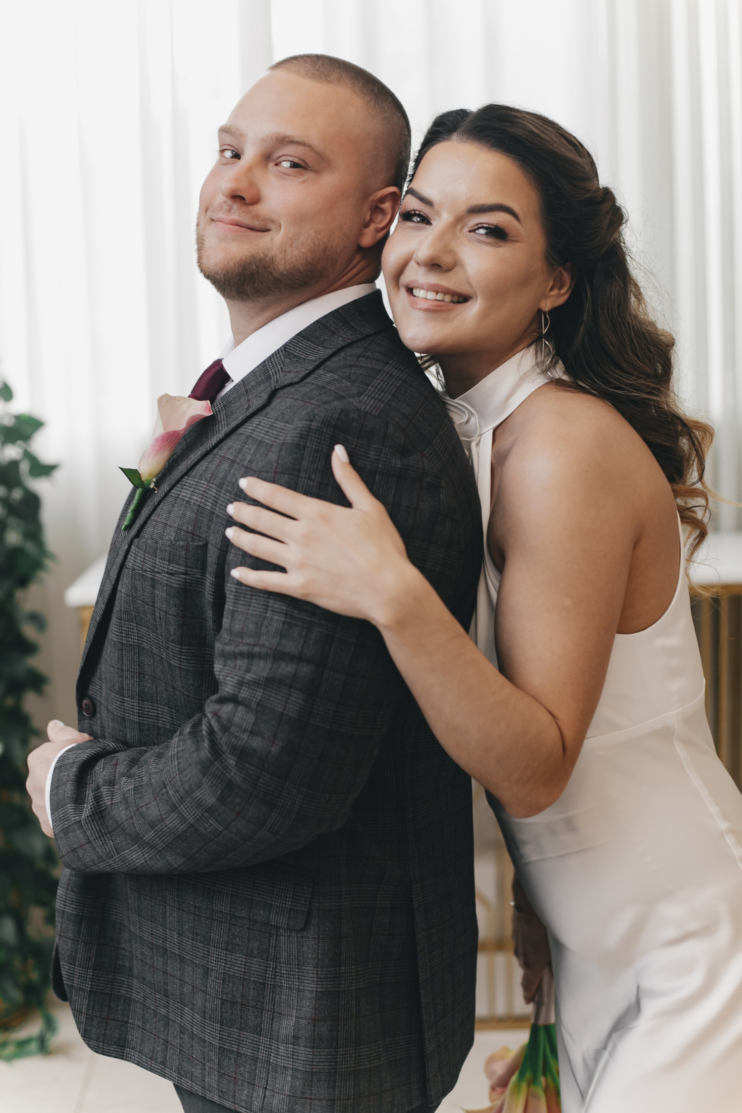 Анонс Артём и Аида, Савёловский отдел ЗАГС, прогулка ул. Бутырская, свадебная фотосъёмка «Кросс Студио», зал «Вега». Фотограф и свадебный фотограф в Москве